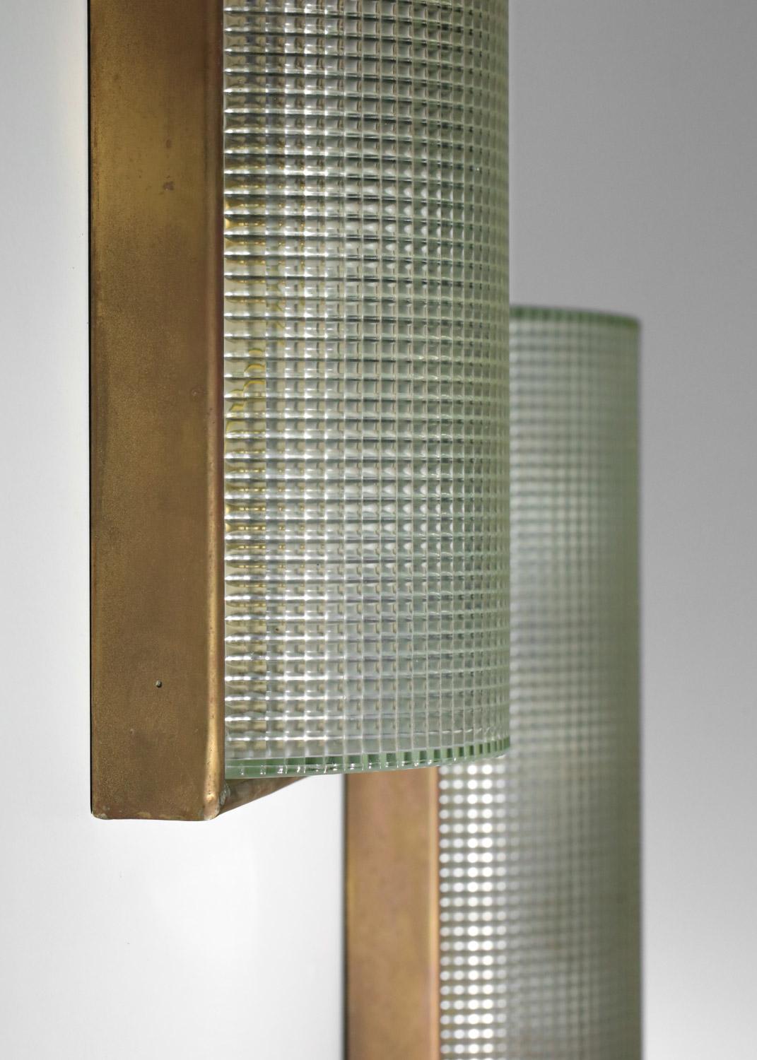 Large pair of Italian modernist Murano glass wall lights from the 1940s For Sale 3