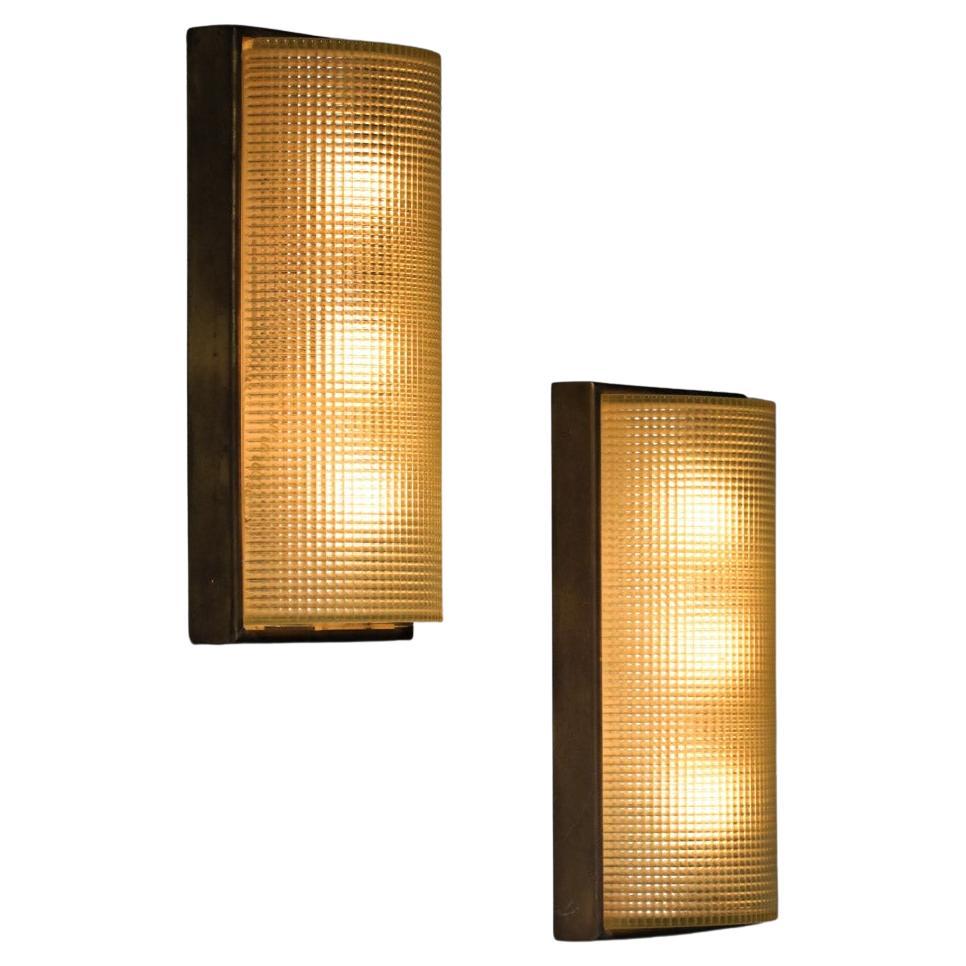 Large pair of Italian modernist Murano glass wall lights from the 1940s For Sale