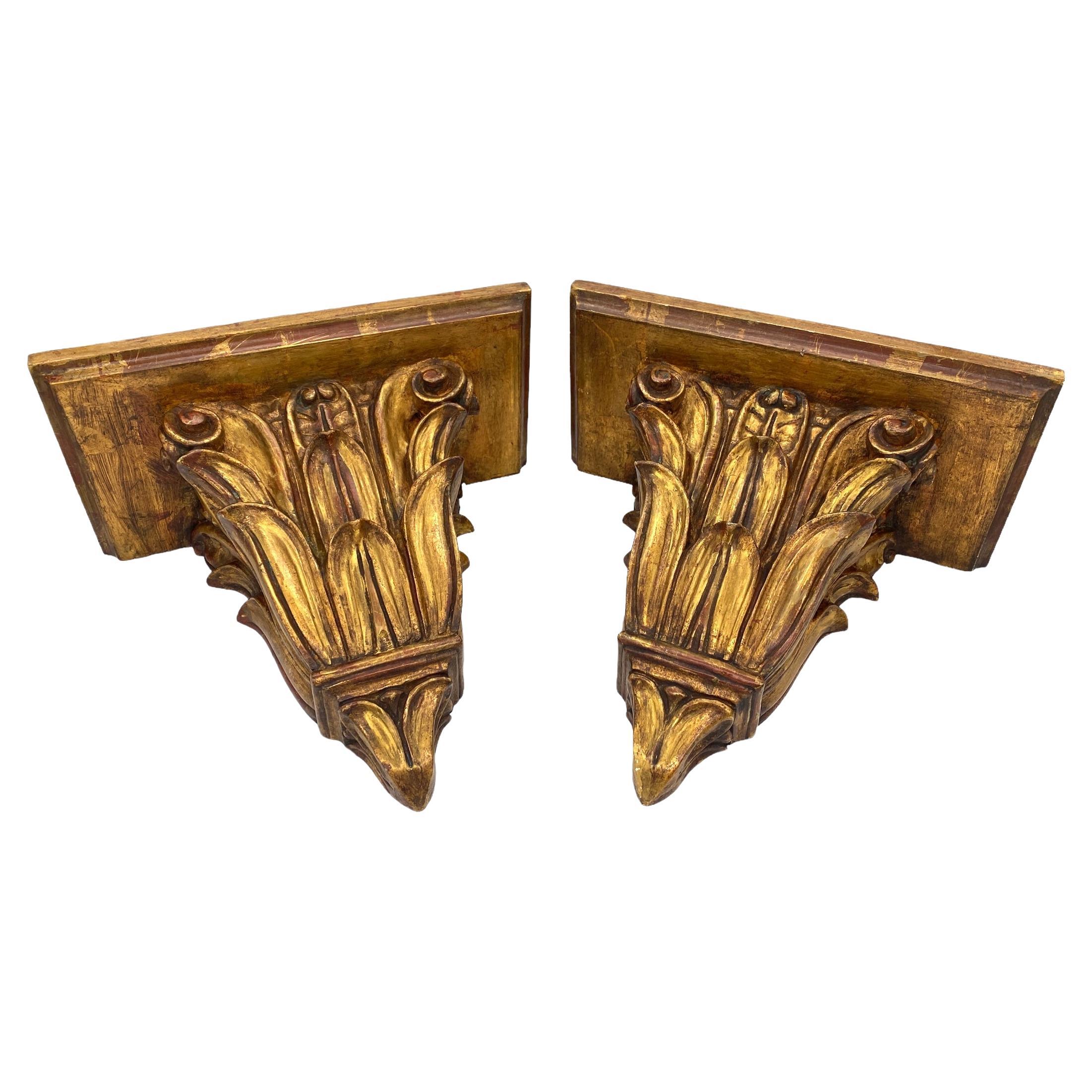 Large Pair of Italian Neoclassical  Carved Giltwood Acanthus Motif Wall Brackets For Sale