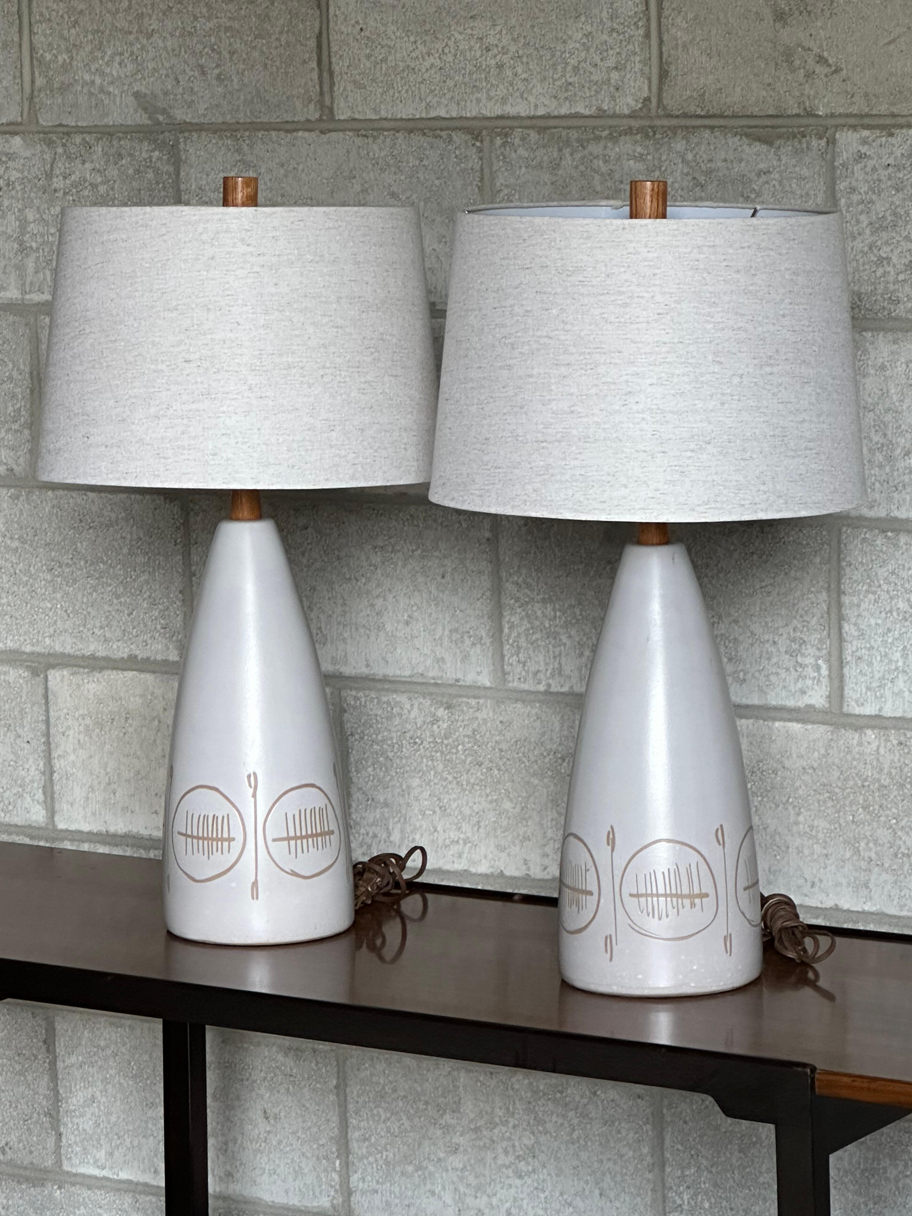 Martz Lamps by Jane and Gordon Martz for Marshall Studios, Ceramic Table Lamps In Good Condition In St.Petersburg, FL