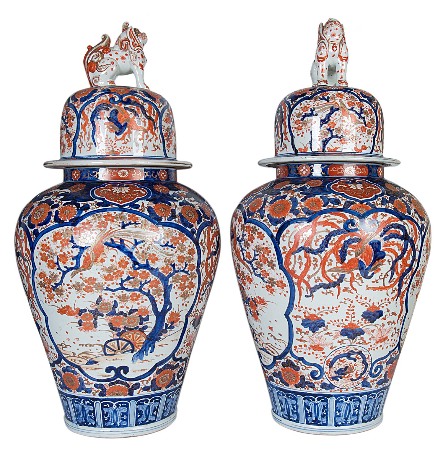 Large Pair of Japanese 19th Century Imar Lidded Vases For Sale