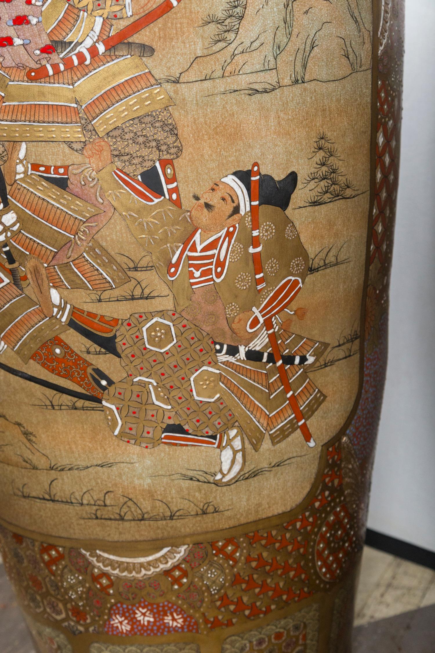 Large Pair of Japanese Floor or Palaces Vases In Good Condition For Sale In Woodbury, CT