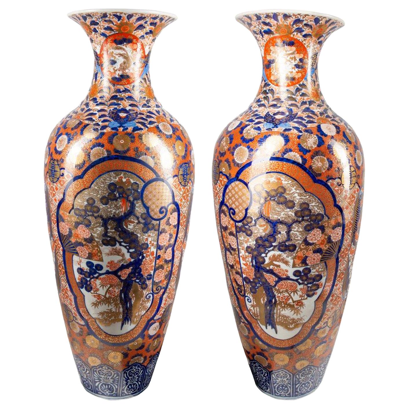 Large Pair of Japanese Imari Porcelain Vase, circa 1880