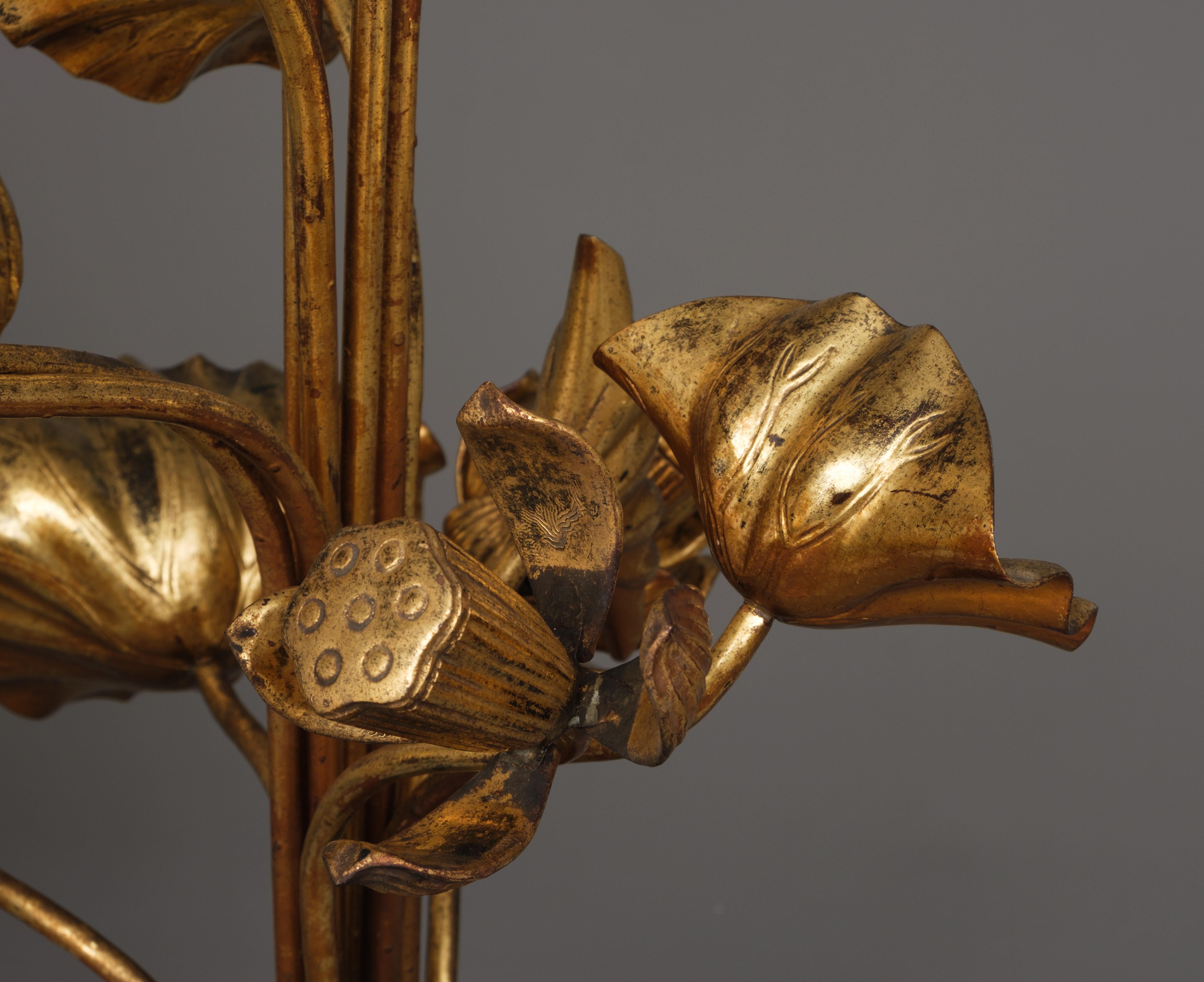 Large pair of Japanese ‘Jyôka’ 常花, sets of gilded lotus flowers and -leaves. 4