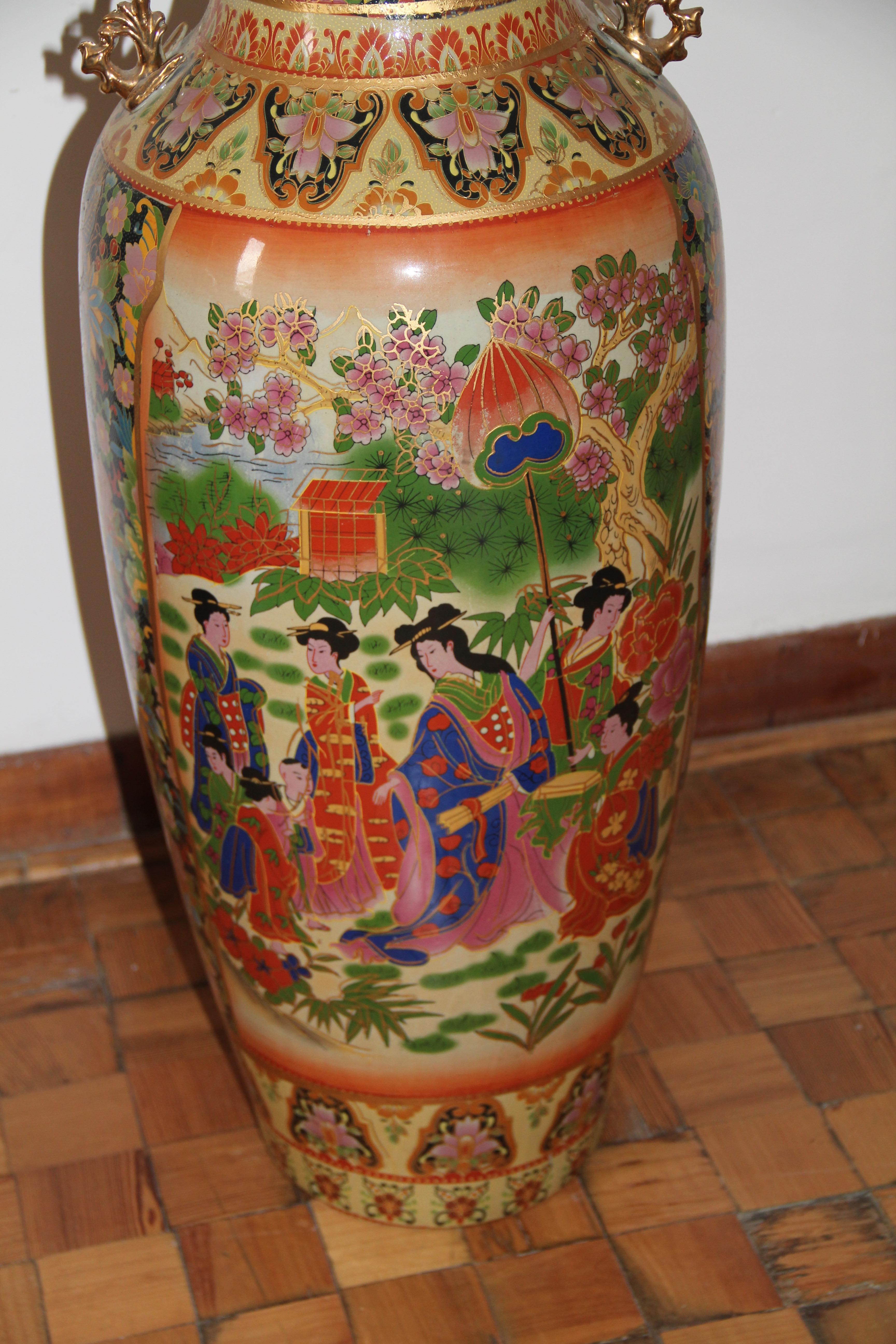 Large Pair of Japanese Two-Handled Porcelain Baluster Vases with Waved Rims For Sale 5