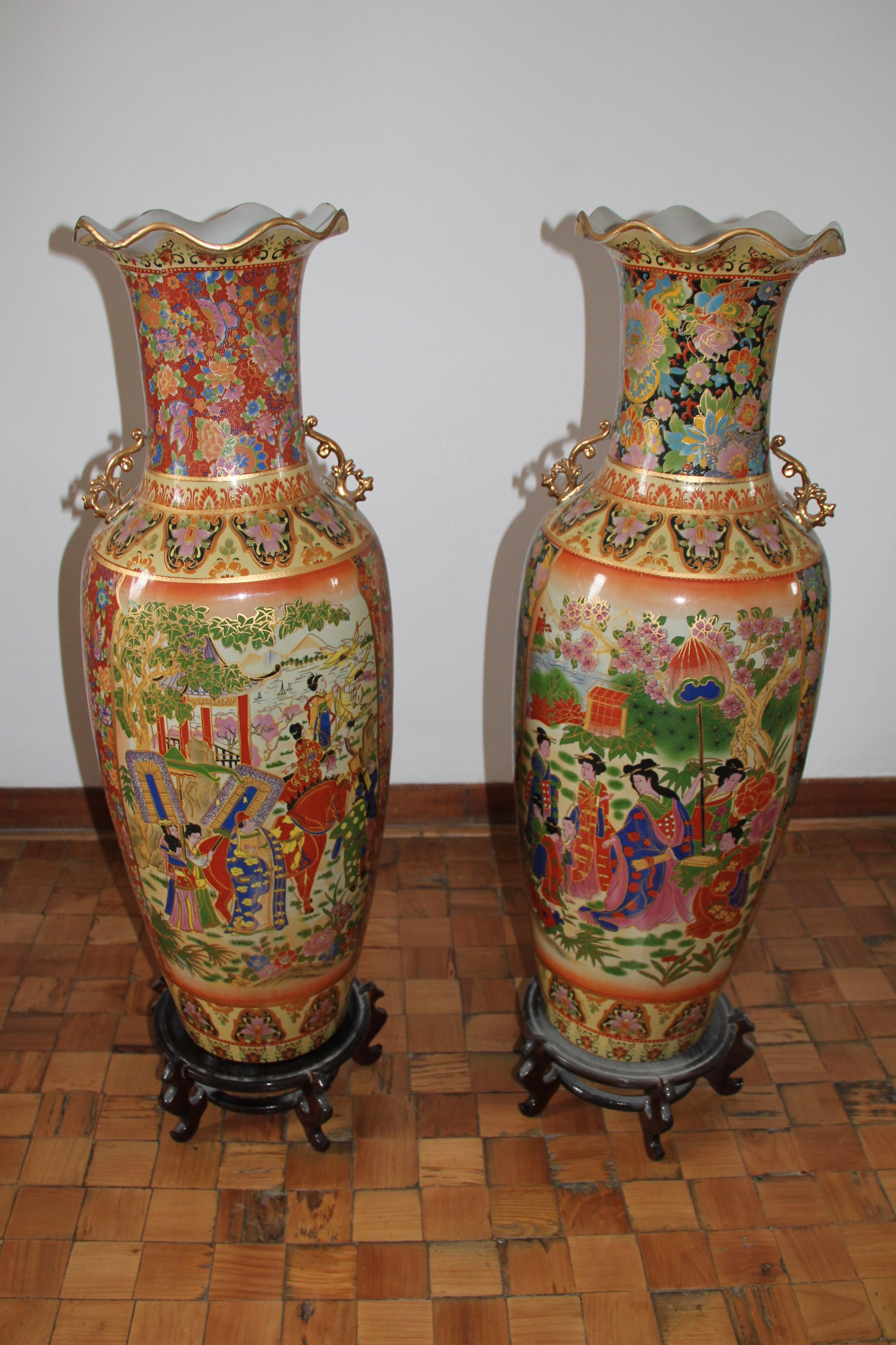 Large Pair of Japanese Two-Handled Porcelain Baluster Vases with Waved Rims For Sale 10