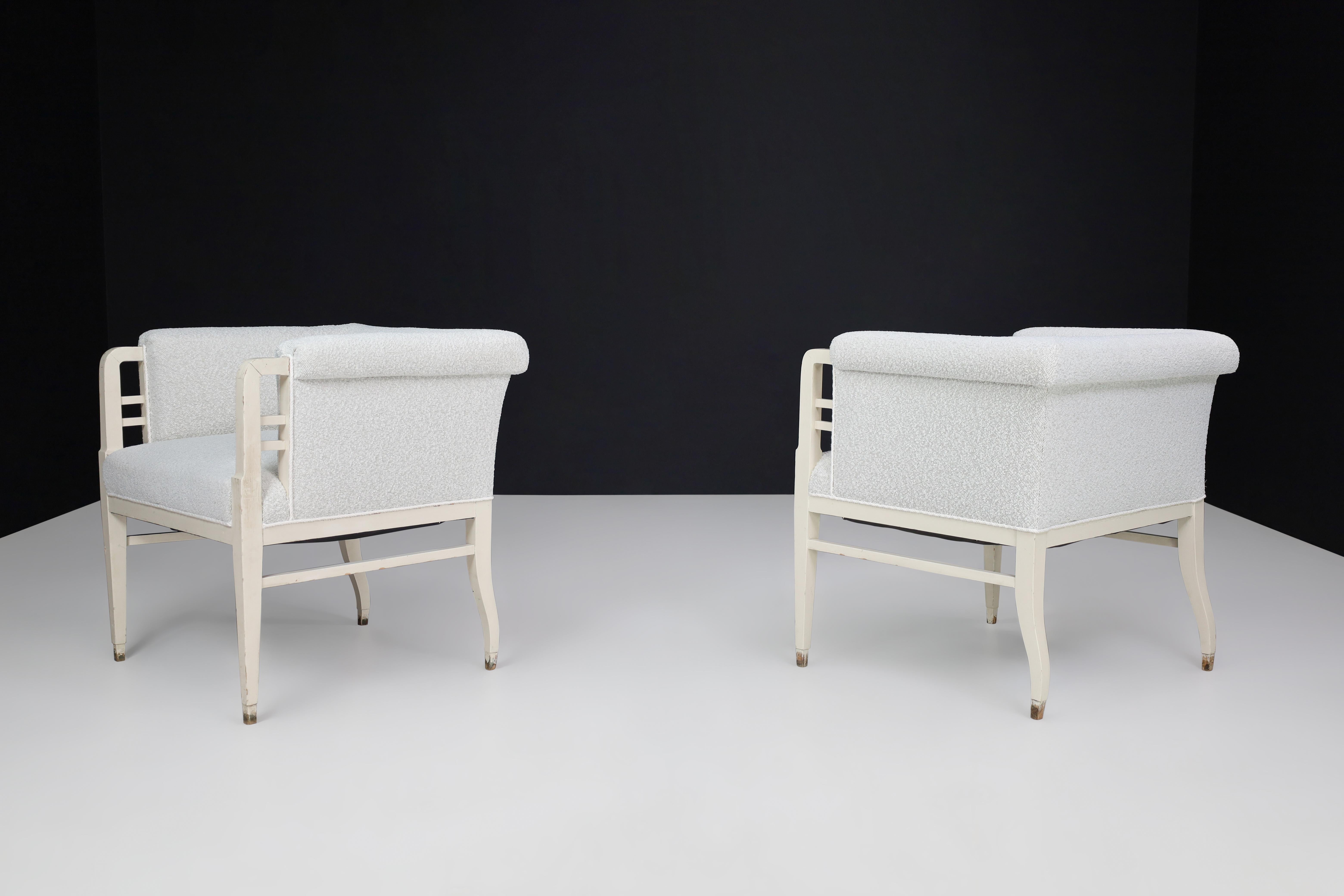 Großes Paar Jugendstil-Sessel mit Bouclé-Polsterung, Österreich, um 1910 im Zustand „Gut“ im Angebot in Almelo, NL