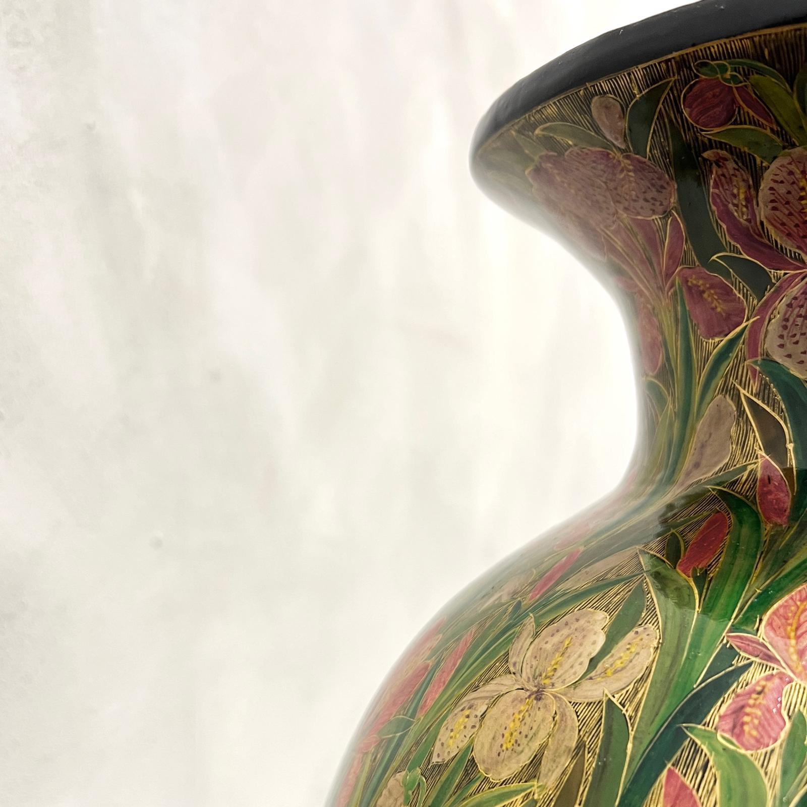 Large pair of Kashmir Papier Mâché Vases 2