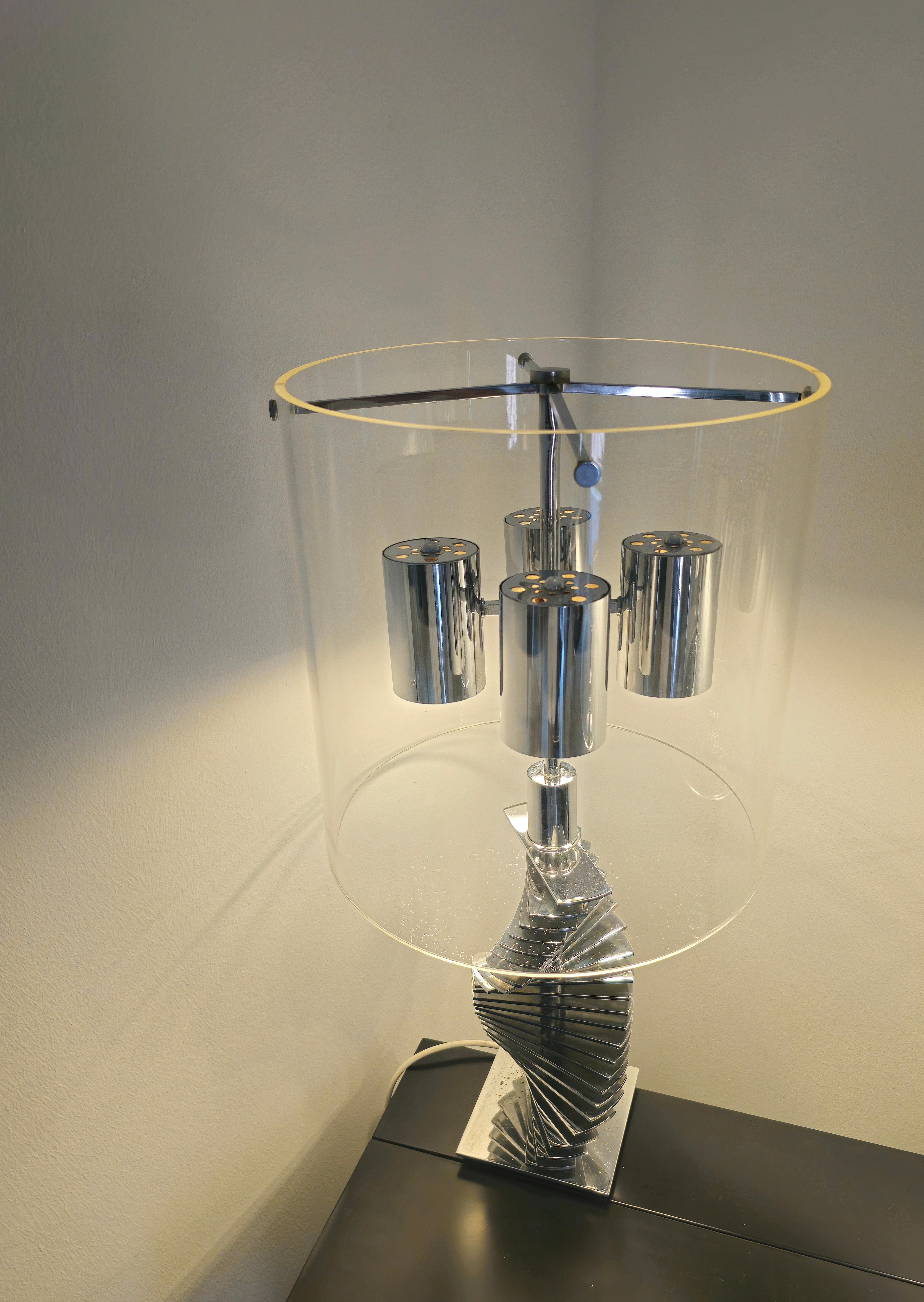 Grande paire de lampes chromées, design moderne du milieu du siècle, Italie, années 1970 en vente 4