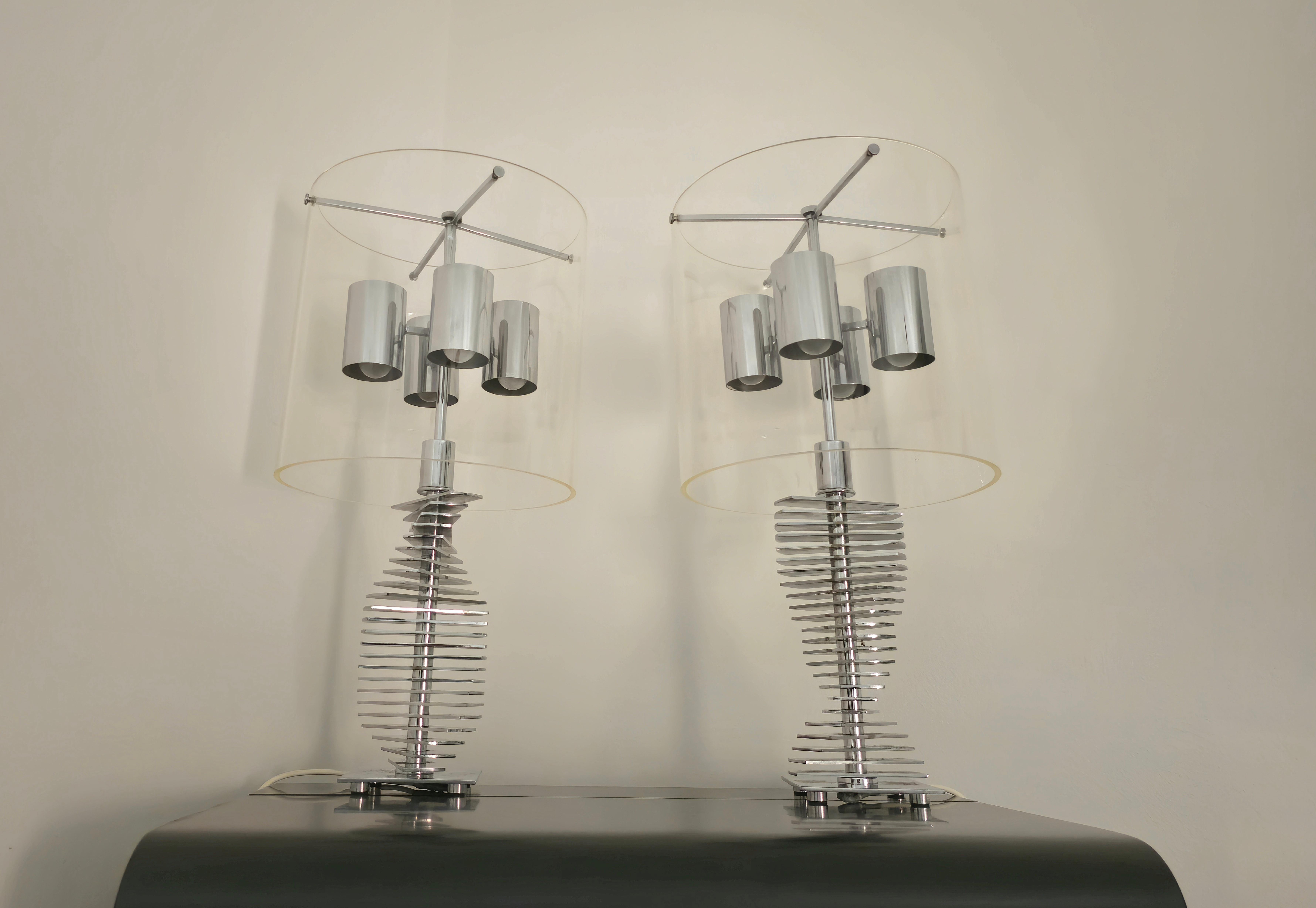 Grande paire de lampes chromées, design moderne du milieu du siècle, Italie, années 1970 en vente 2