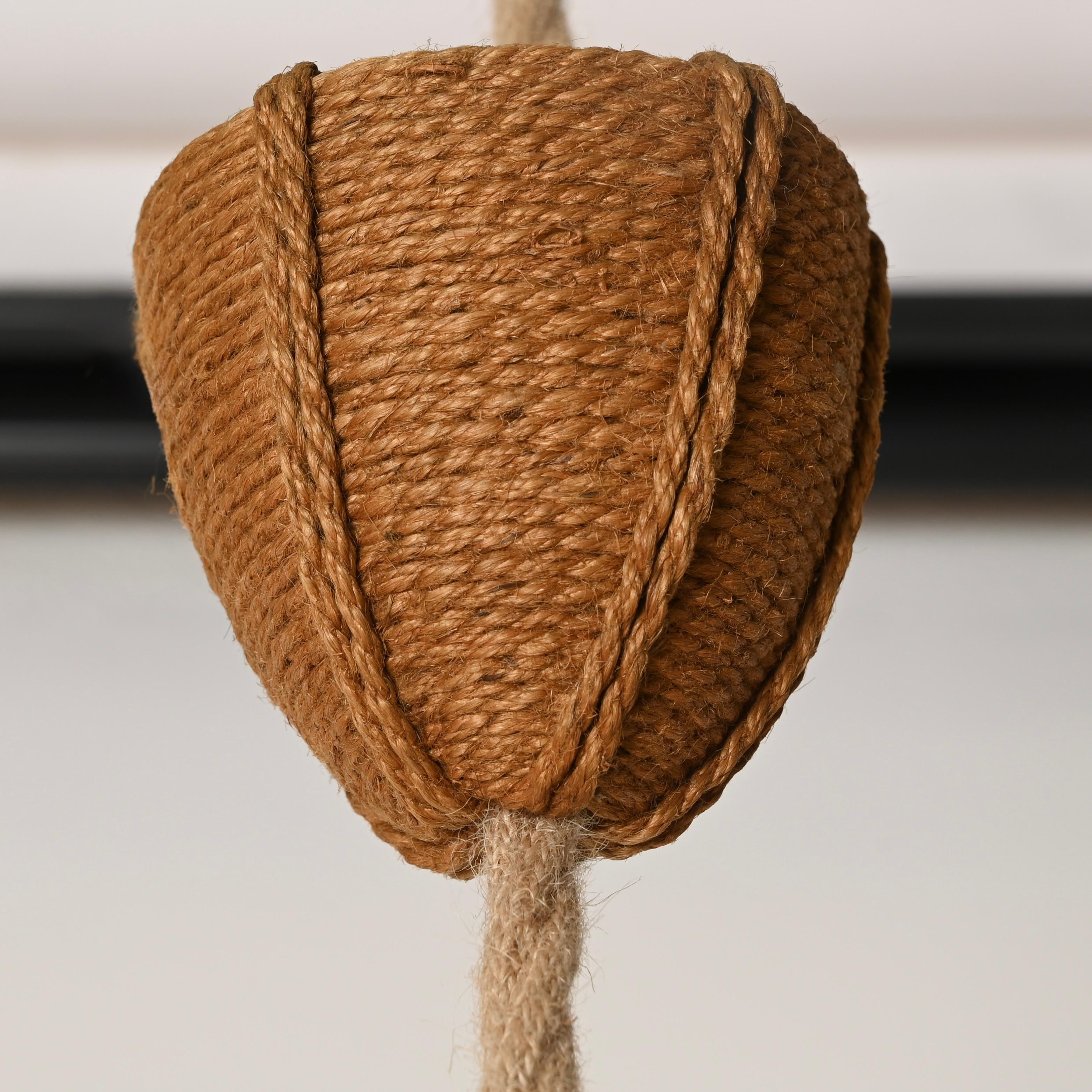 Grande paire de lustres italiens en cuir et Vellum, Max Ingrand, Italie 1940s Bon état - En vente à Roma, IT