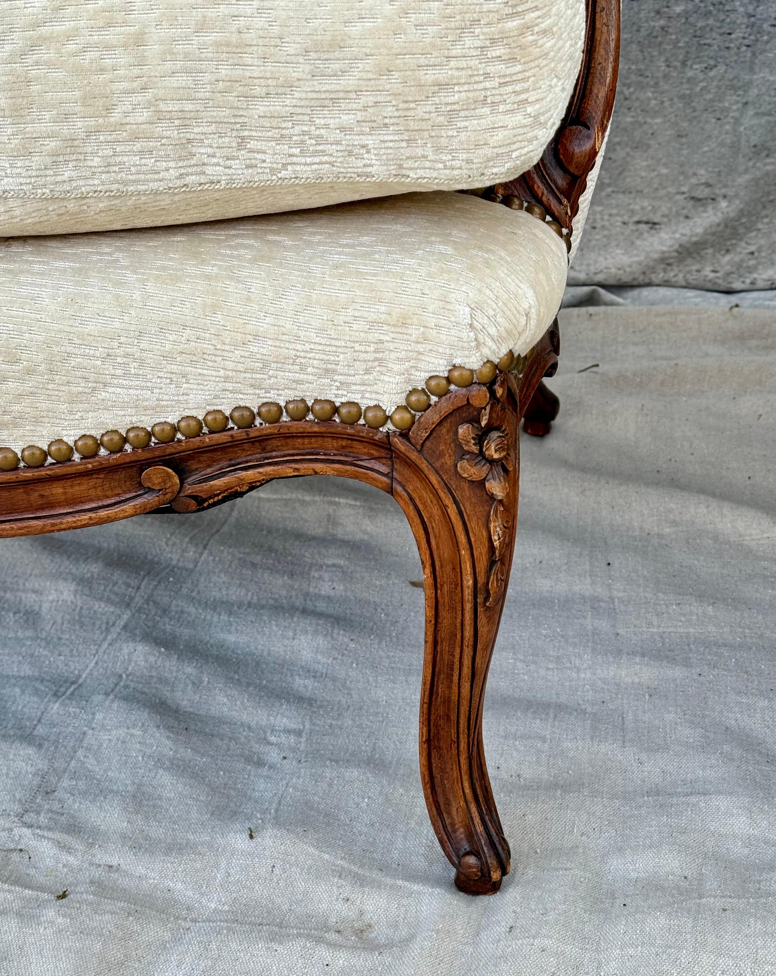 Large Pair of Louis XV Style Carved Beechwood Bergere Chairs For Sale 4