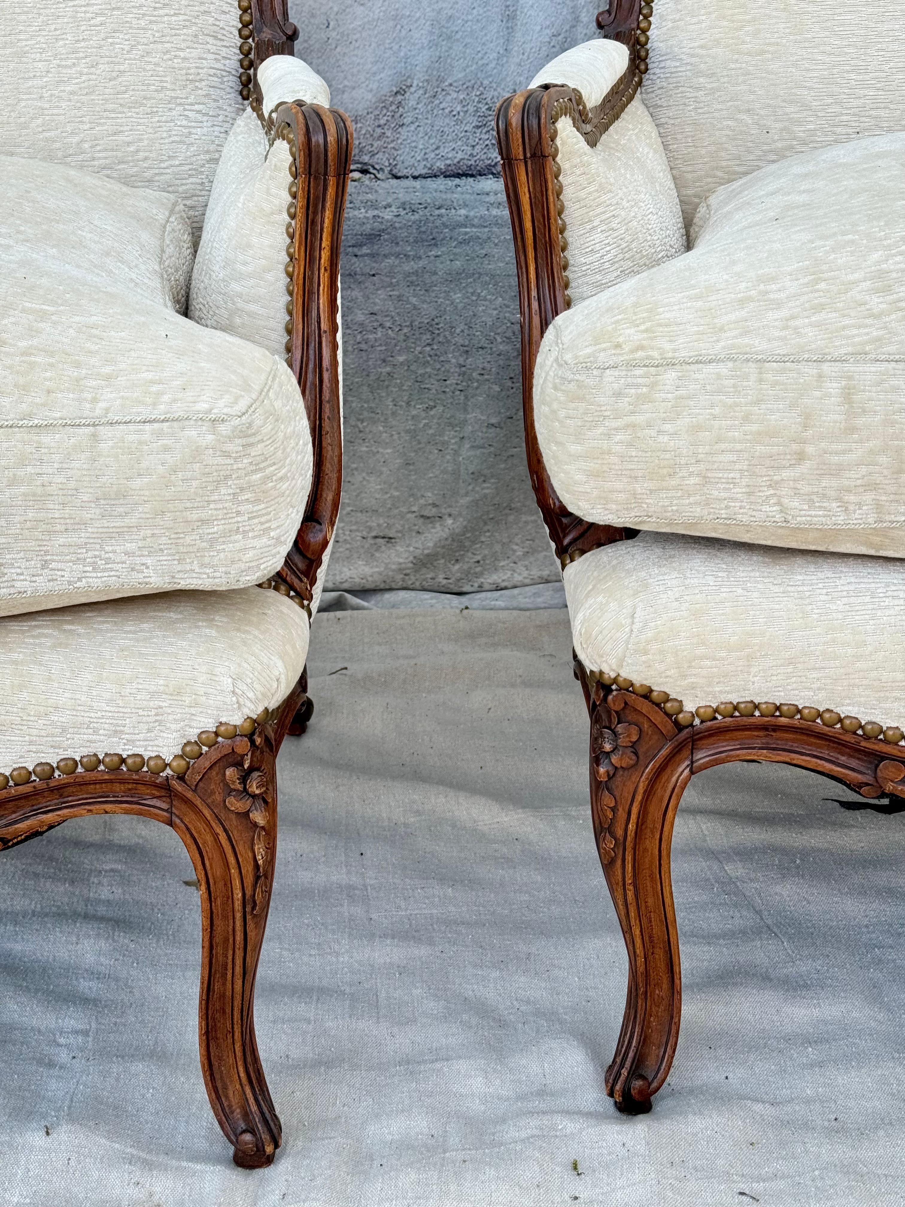 Large Pair of Louis XV Style Carved Beechwood Bergere Chairs For Sale 5