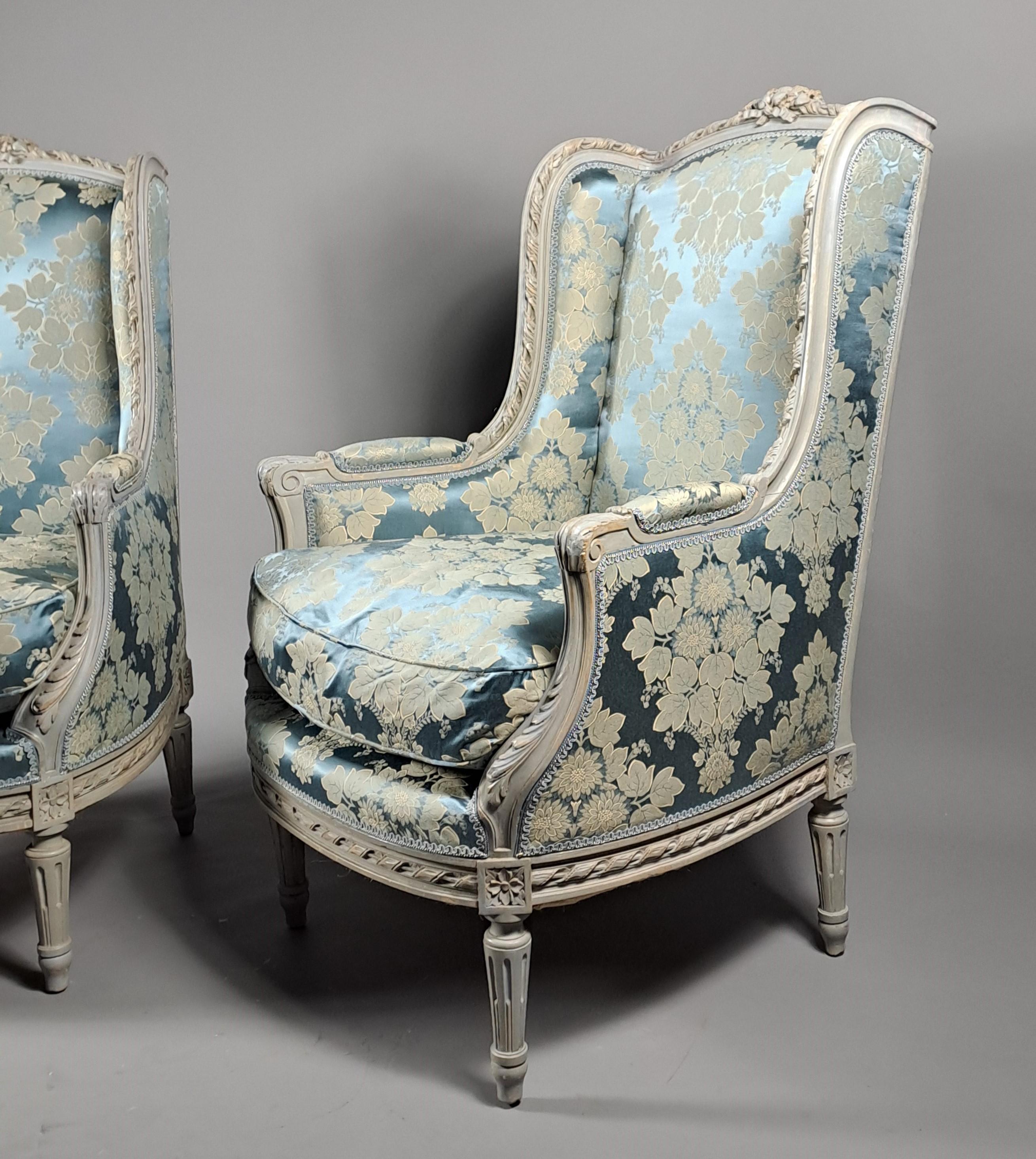 Luigi XVI Large Pair Of Louis XVI Style Lacquered Wood Wing Chairs in vendita