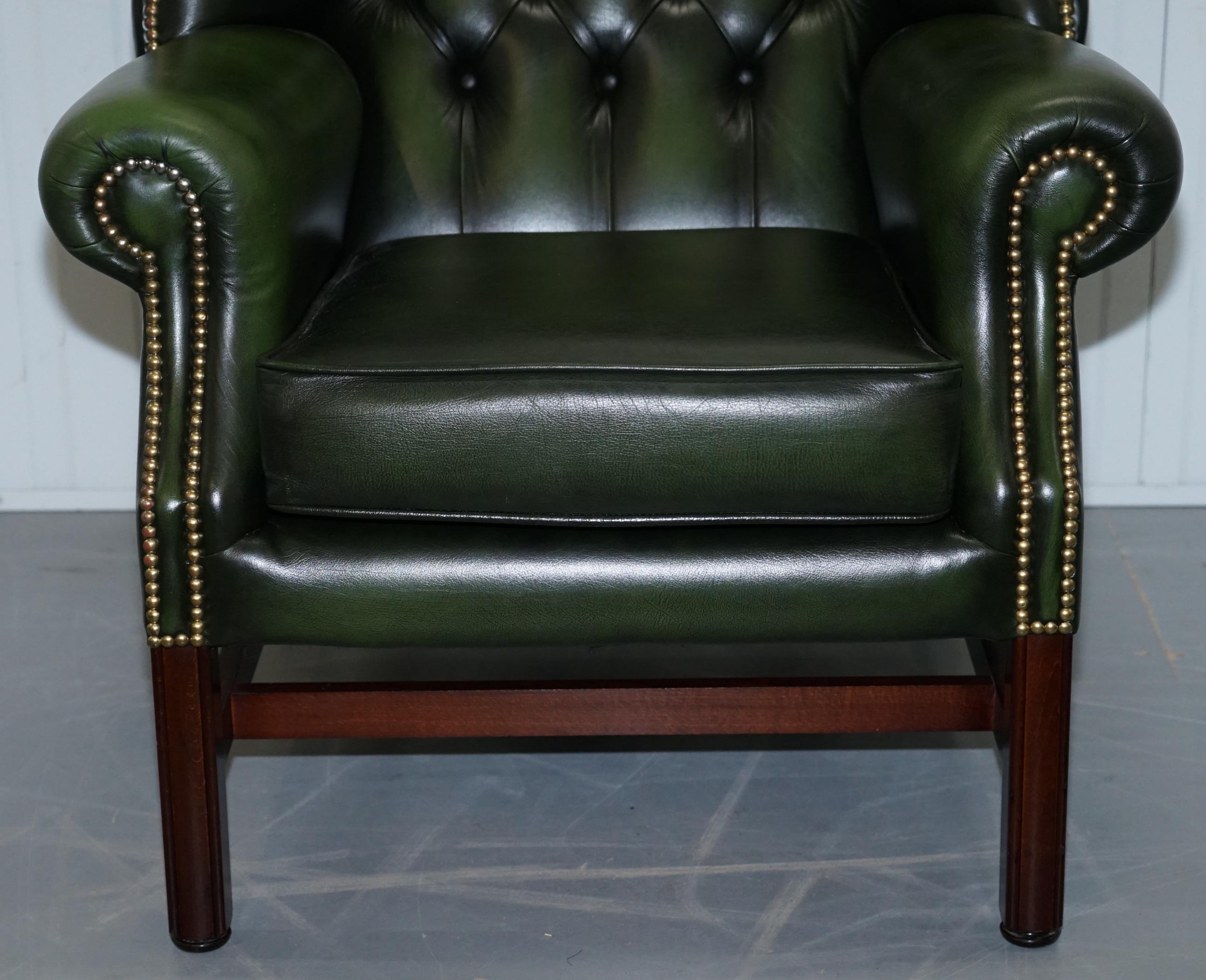 Large Pair of Luxury Green Leather Chesterfield Wingback Armchairs & Footstool 5