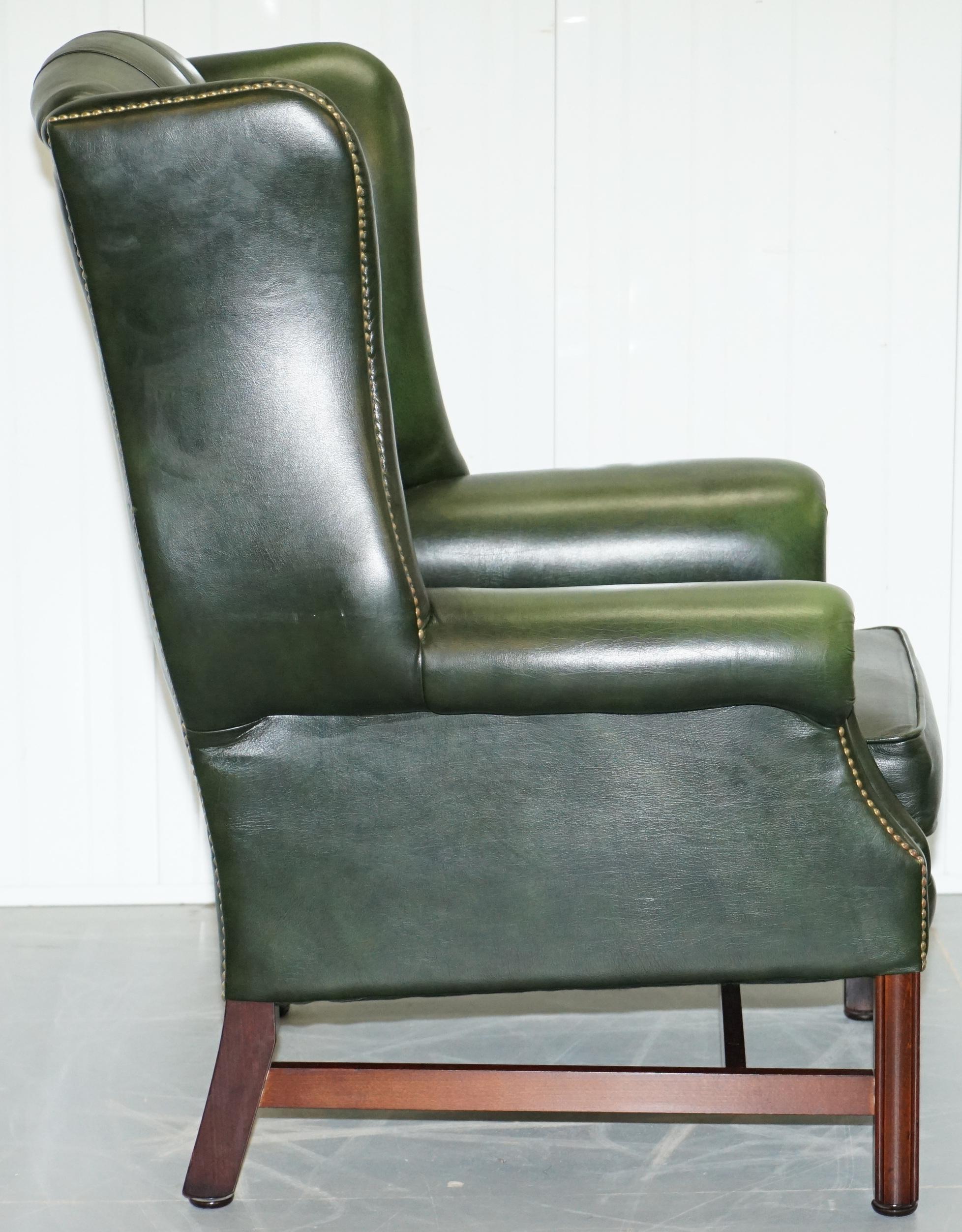 Large Pair of Luxury Green Leather Chesterfield Wingback Armchairs & Footstool 7
