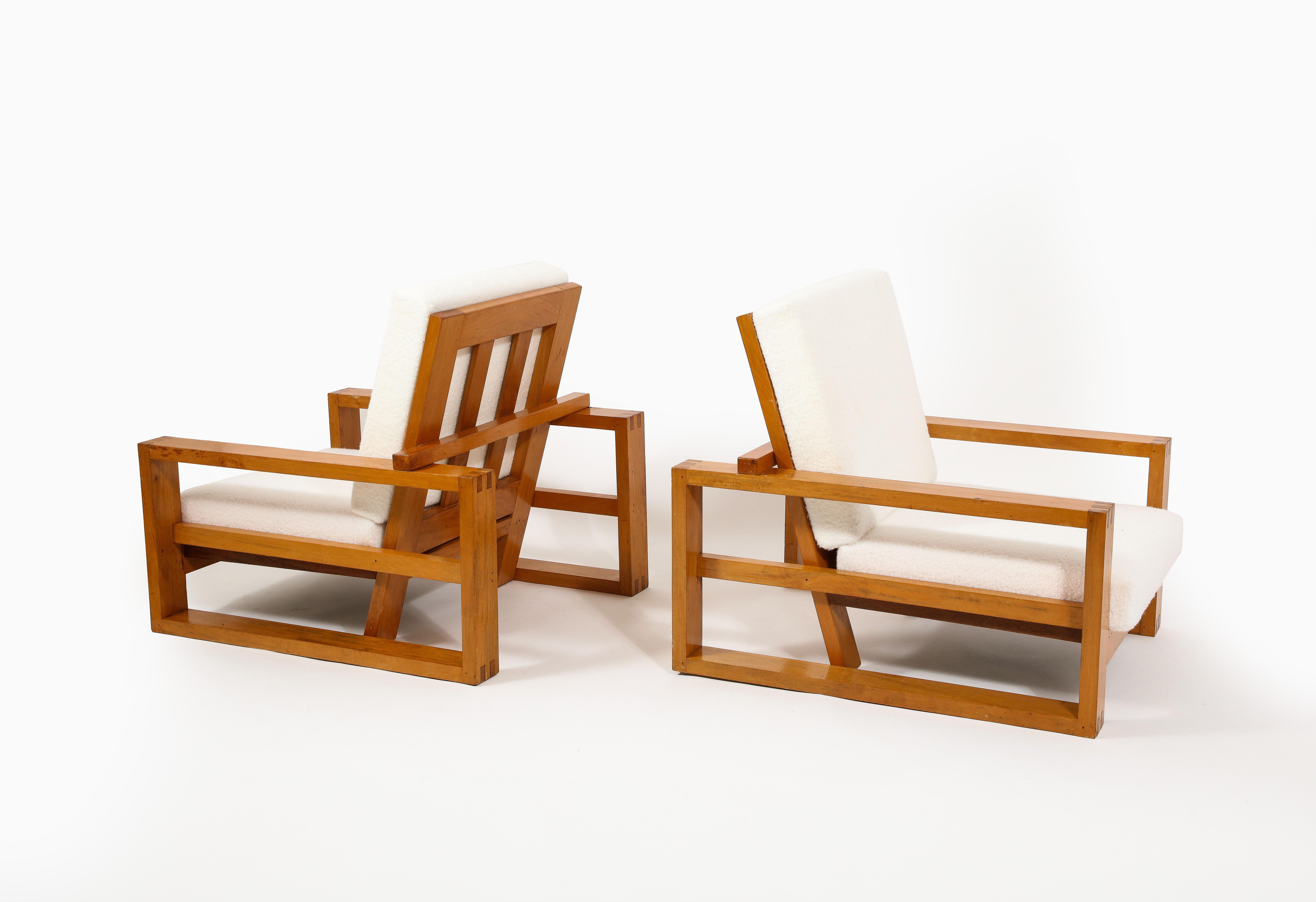 Grande paire de fauteuils de salon Maison Regain, France, années 1960 Bon état - En vente à New York, NY