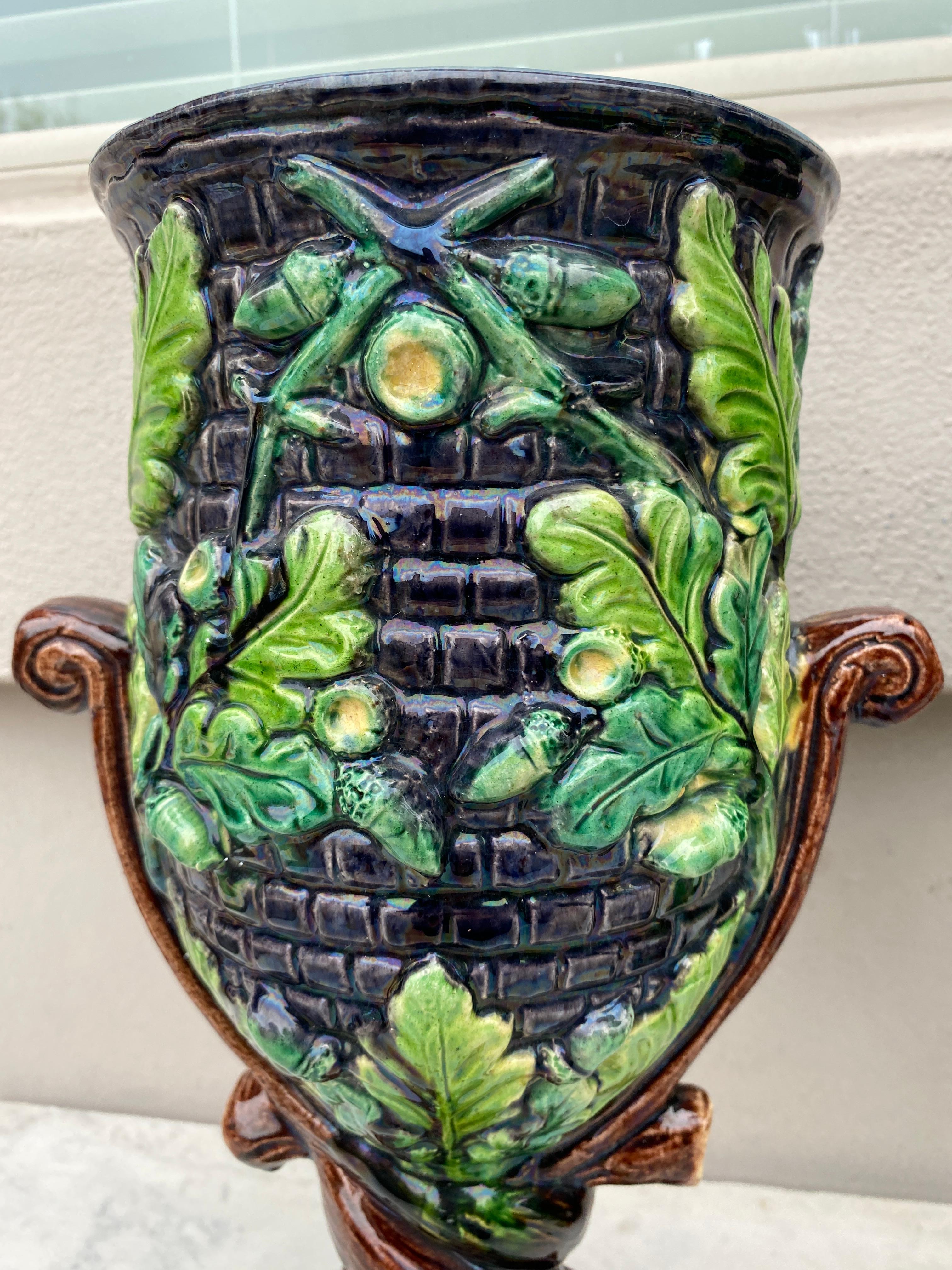 Large Pair of Majolica Palissy Oak Leaves Vases circa 1880 In Good Condition For Sale In Austin, TX