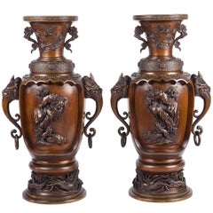 Large Pair of  Meiji Period Bronze Vases, Signed; Tounsai, 東雲斎