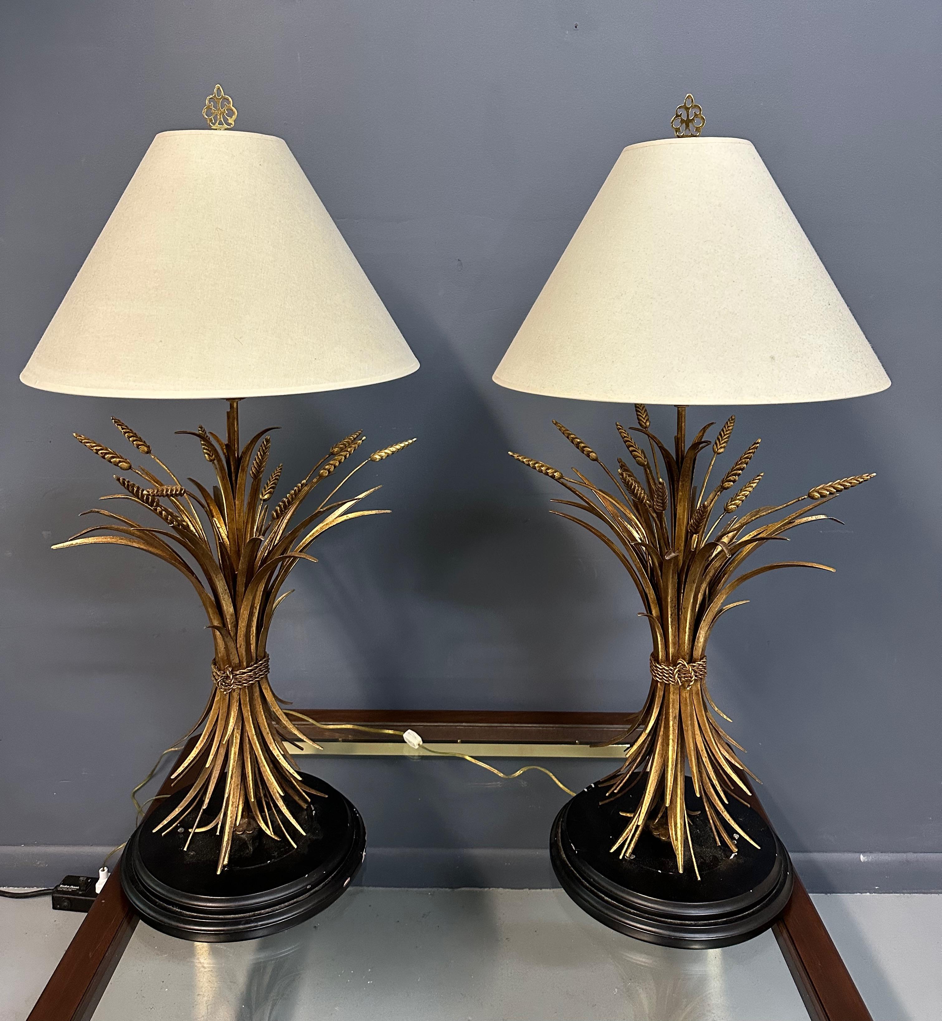 Hollywood Regency Large Pair of Mid-Century Italian Gilt Metal Sheaf of Wheat Table Lamps For Sale