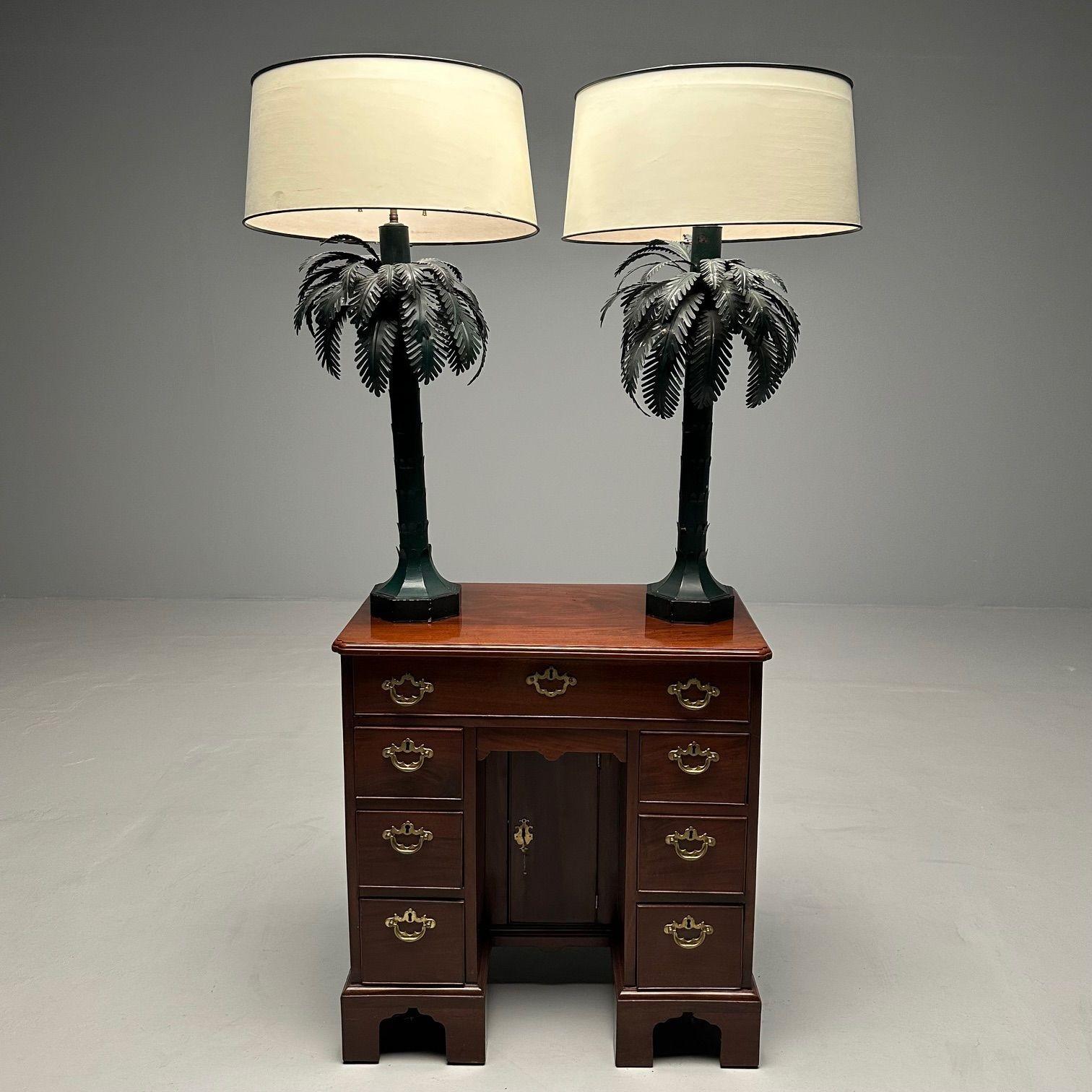 Maison Jansen Style, Mid-Century Modern, Palm Tree Lamps, Green, Metal, 1970s In Good Condition For Sale In Stamford, CT