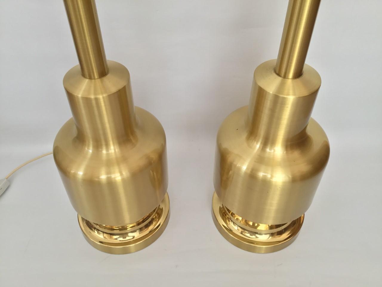 Large Pair of Midcentury Golden Brass Spanish Table Lamps by Clar, 1970s For Sale 1