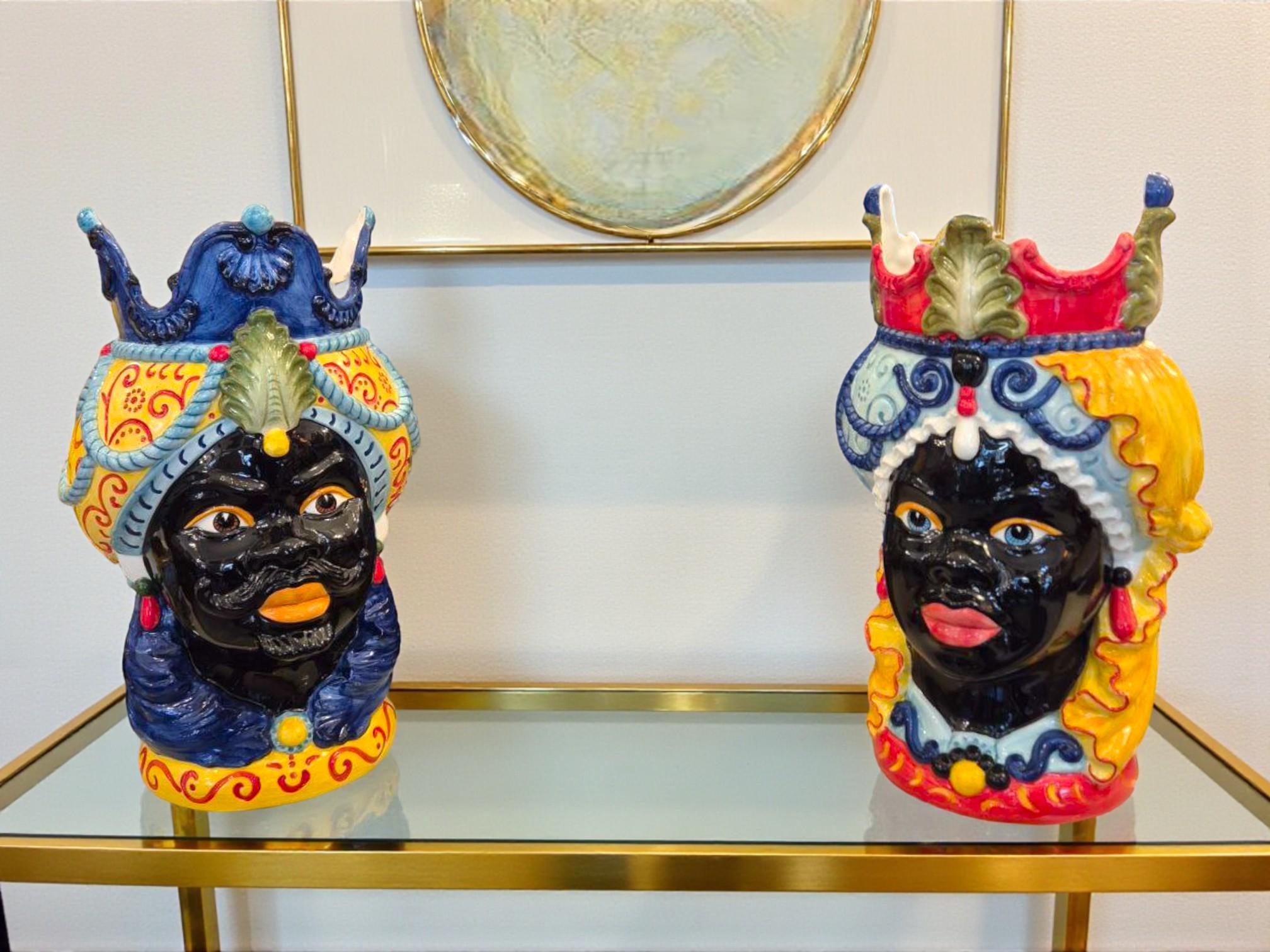 Large Pair of Moorish Heads in Italian Ceramic, Italy, Circa 1990 (Volkskunst) im Angebot