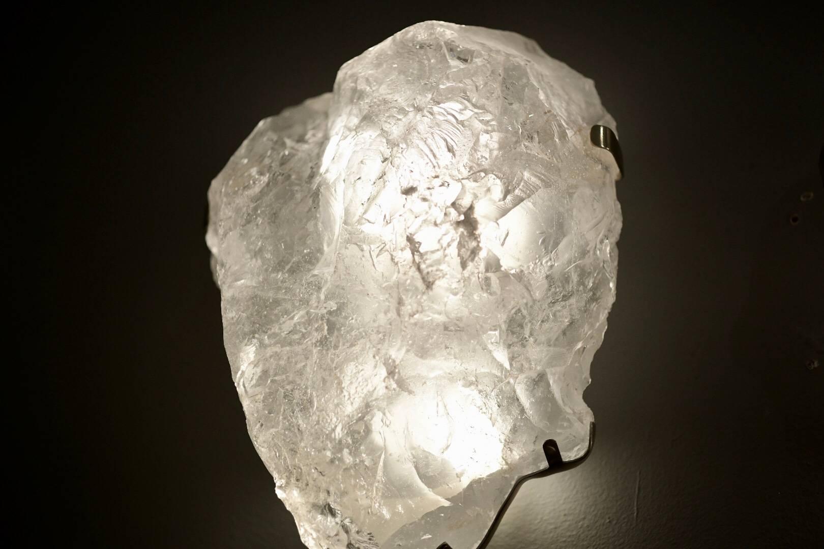 Large Pair of Natural Rock Crystal Quartz Wall Sconces In Excellent Condition In New York, NY