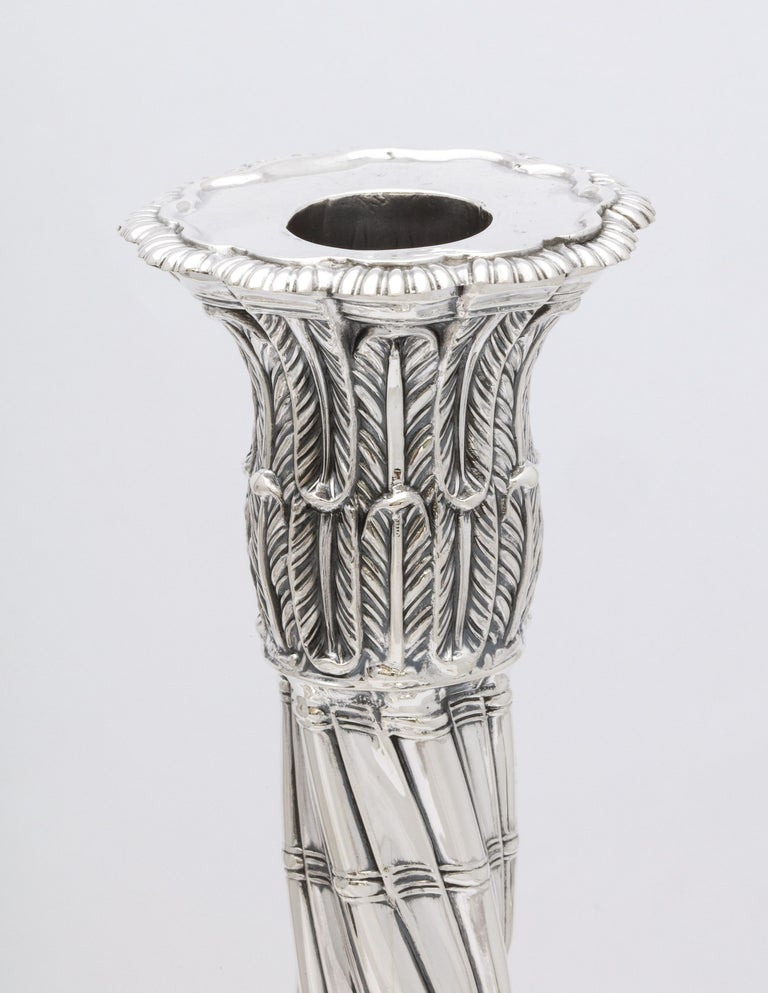 Large Pair of Neoclassical Sterling Silver Column-Form Candlesticks In Good Condition For Sale In New York, NY