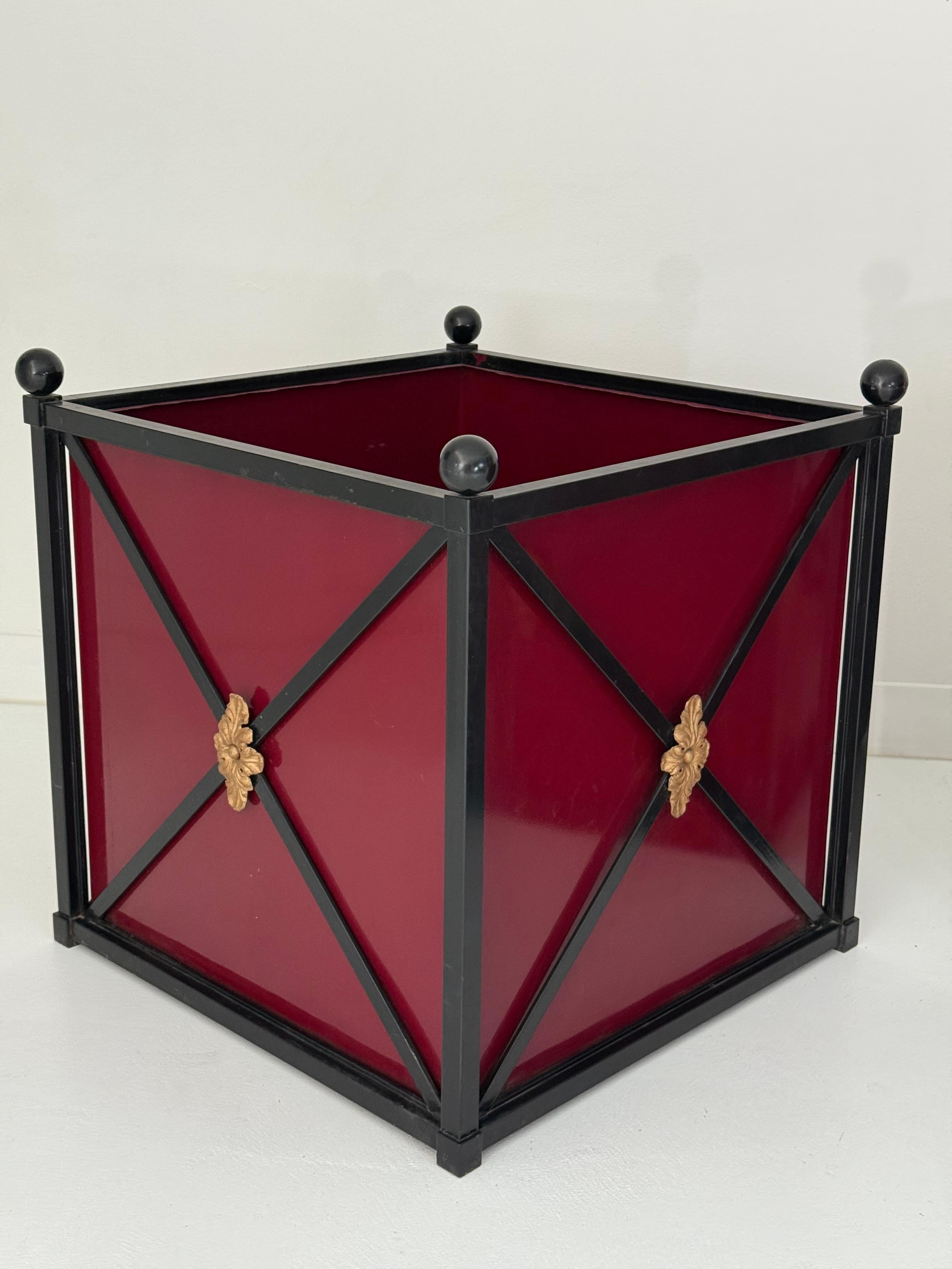 Italian Large Pair of Neoclassical Style Metal Planters with Burgundy Panels, 20th C For Sale