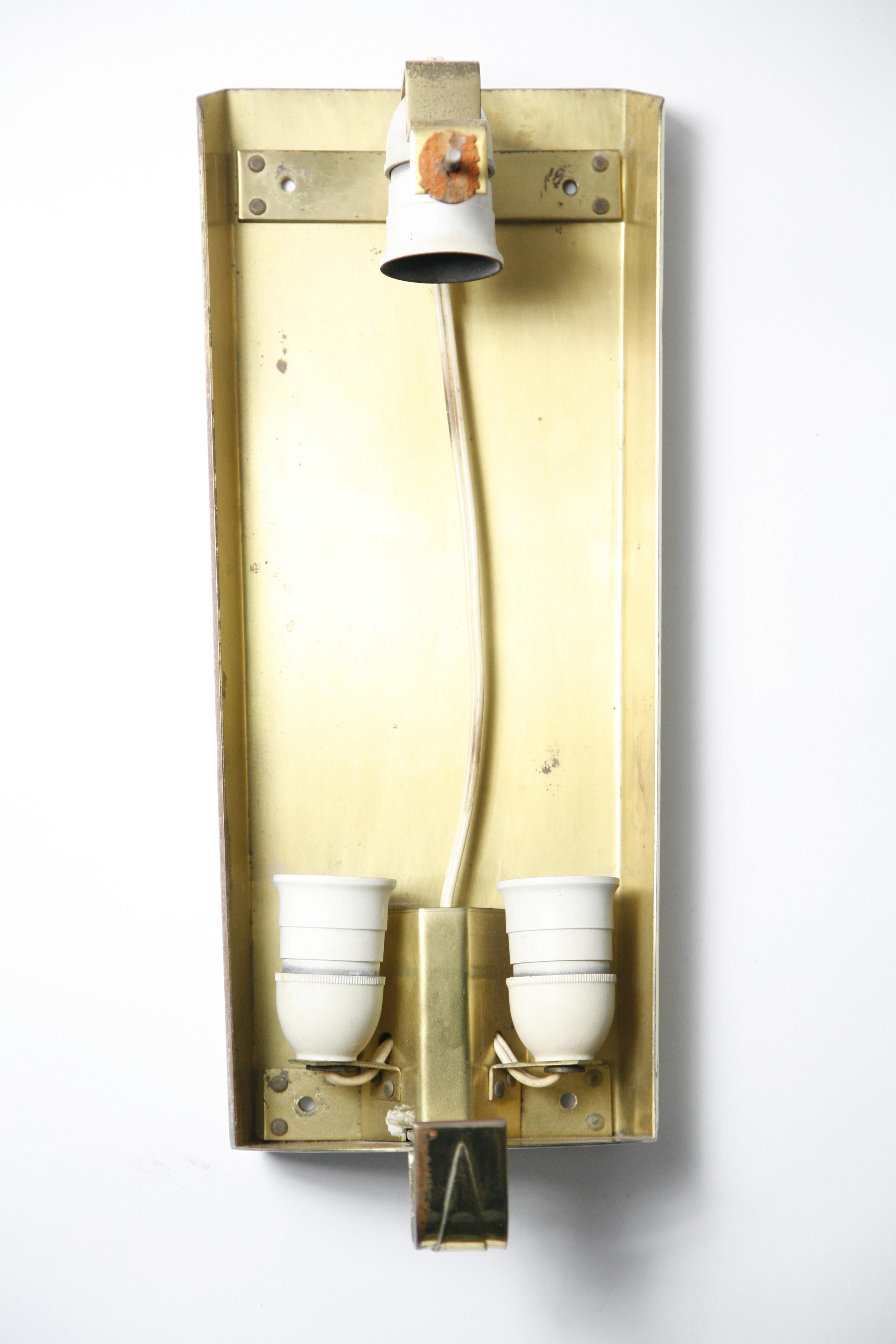 20th Century Large Pair of Orrefors Crystal and Brass Sconces by Carl Fagerlund, Sweden, 1950 For Sale