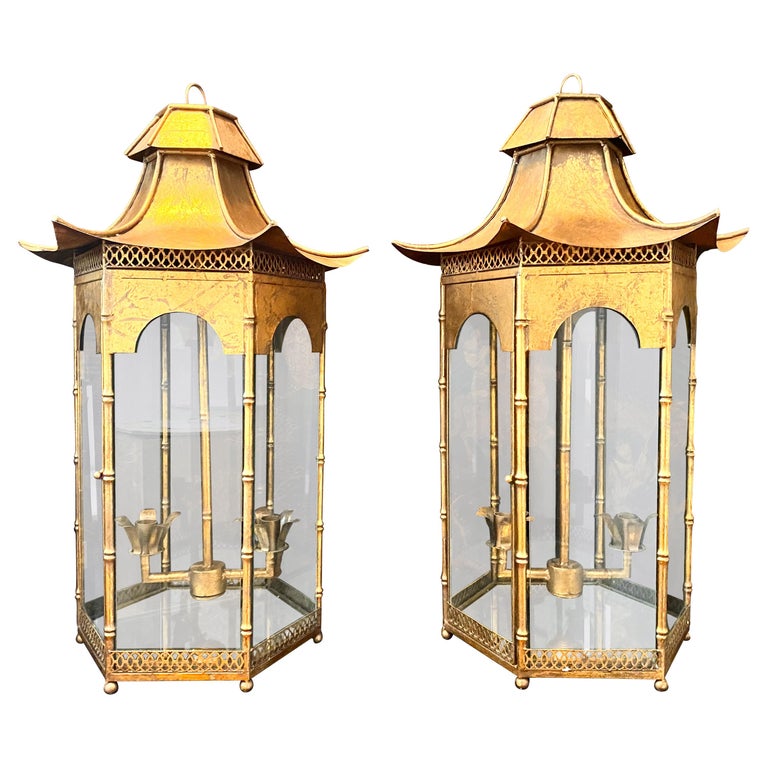 Large Pair of Pagoda Chinoiserie Gilt Bronze Lanterns, Mid-Century Modern  For Sale at 1stDibs | gold pagoda lantern