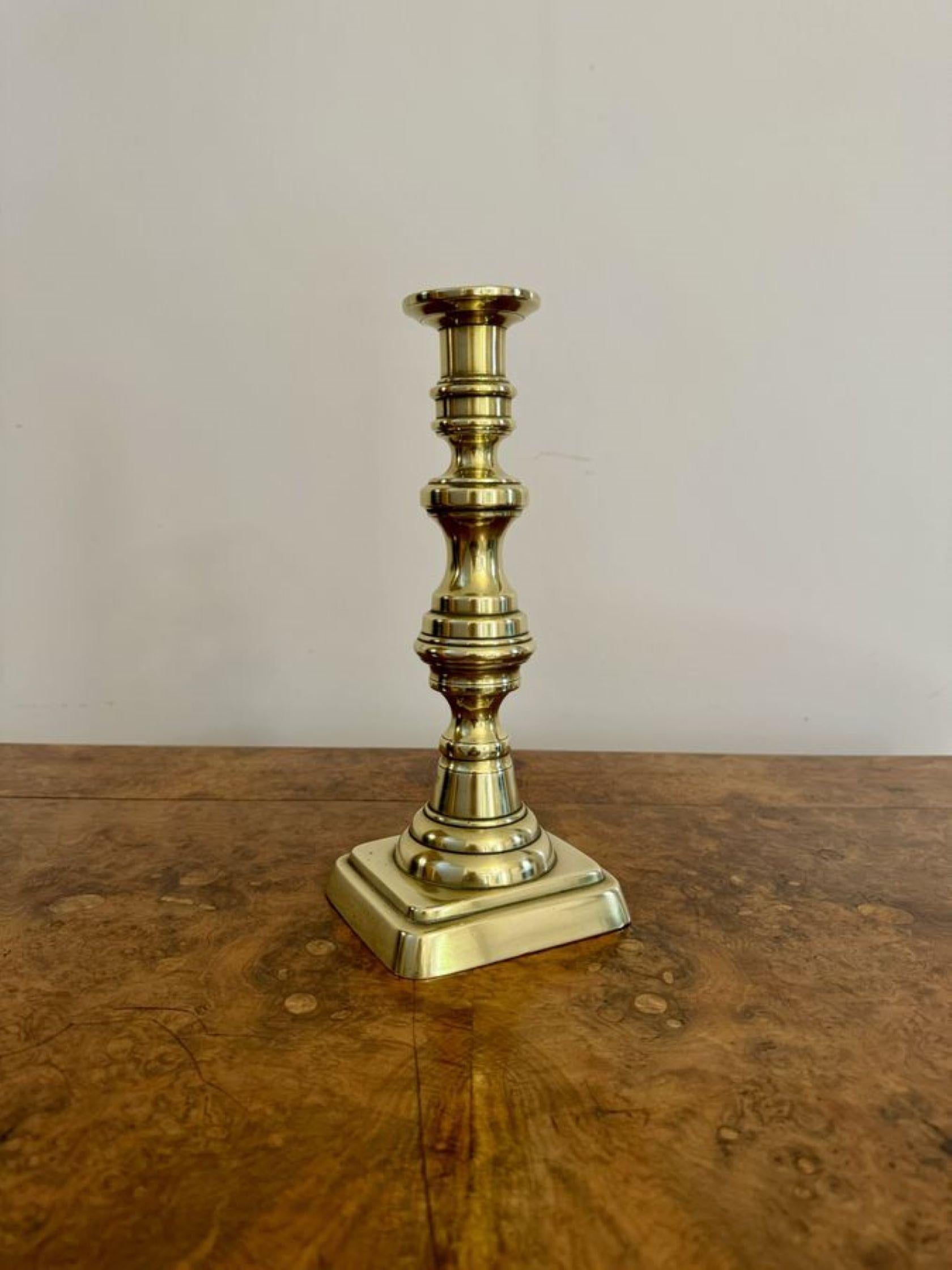 Large pair of quality antique Victorian brass candlesticks  In Good Condition For Sale In Ipswich, GB
