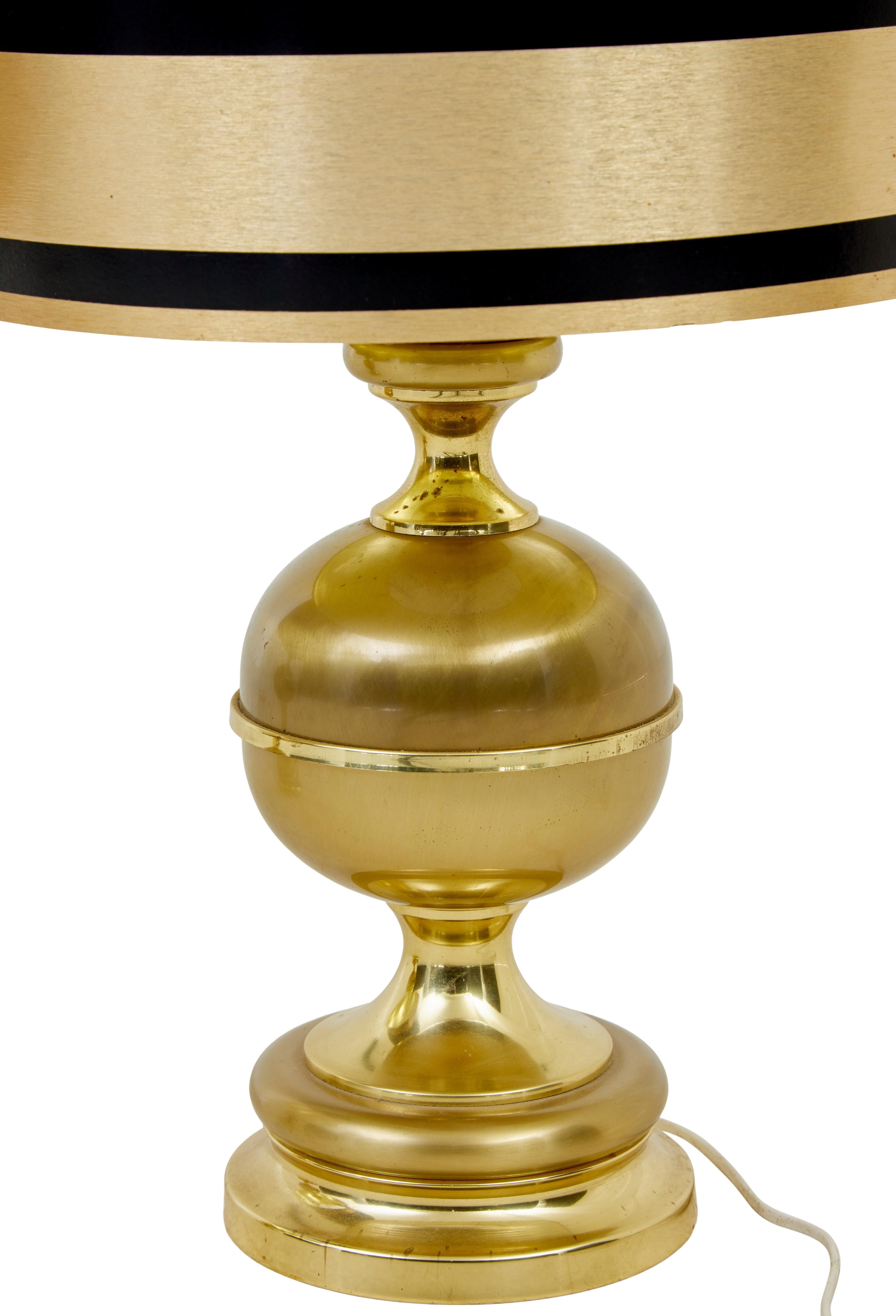 Turned Large pair of Scandinavian modern brass table lamps For Sale
