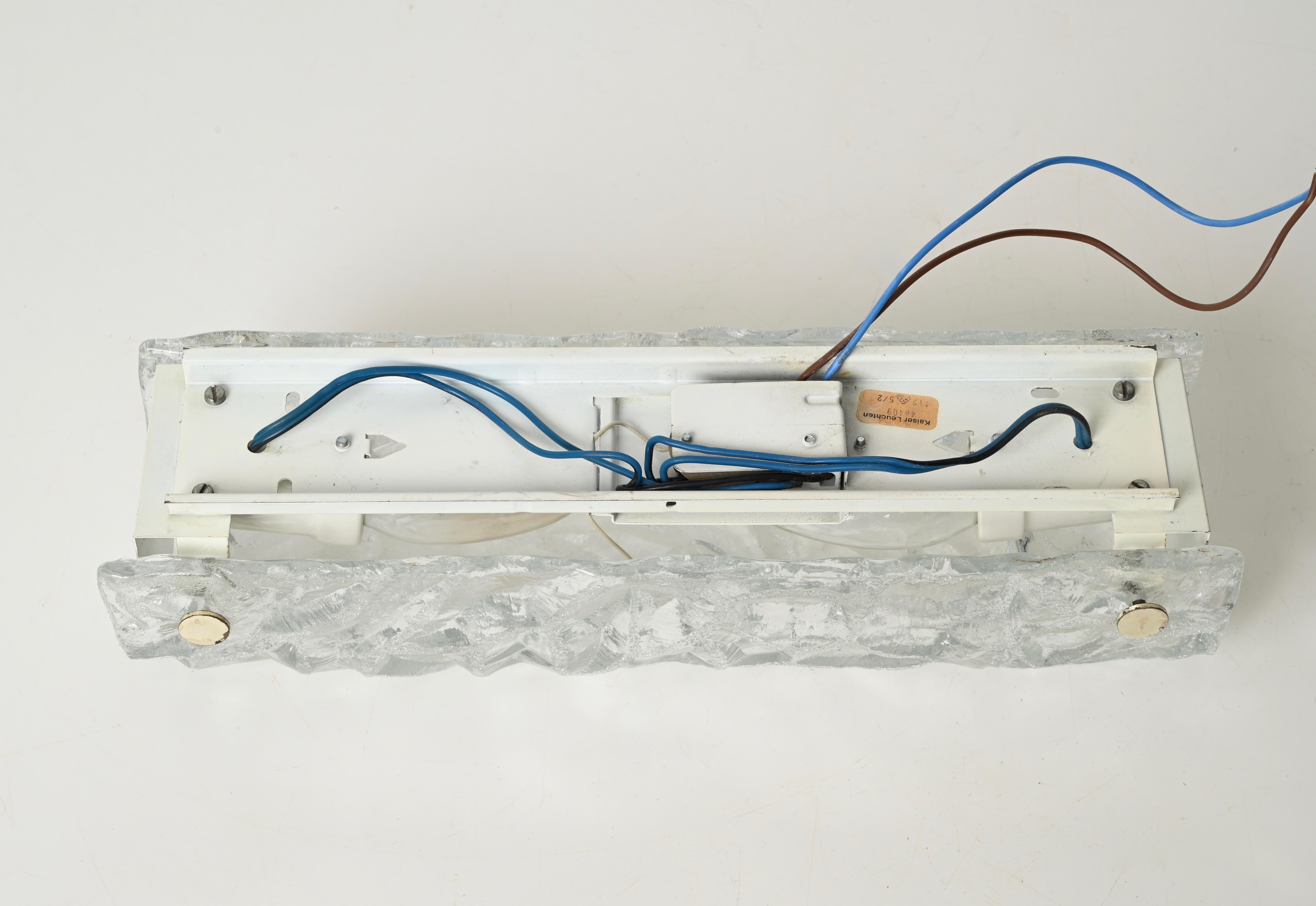 Large Pair of Sconces in Murano Ice-Glass by Kalmar Kaiser, Italy, 1960s im Angebot 9