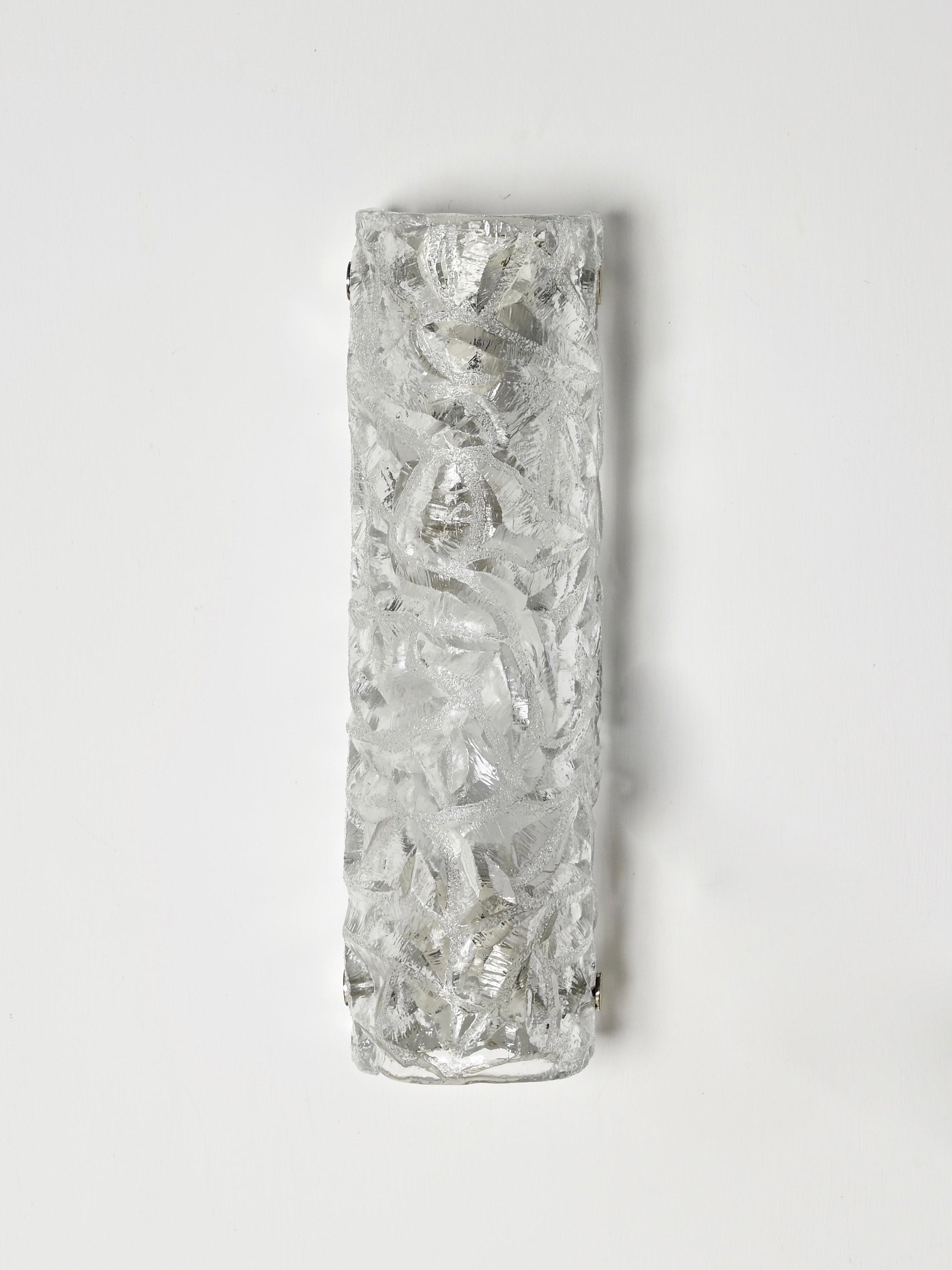 Large Pair of Sconces in Murano Ice-Glass by Kalmar Kaiser, Italy, 1960s im Angebot 1