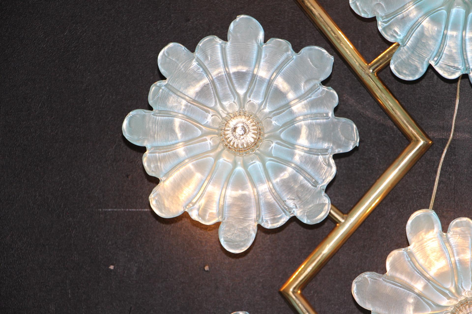 Large Pair of Sconces with Iridescent Blue Murano Glass Flowers, Blue Wall Light For Sale 9