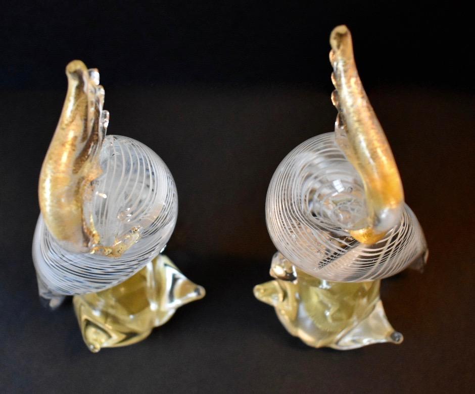 Mid-20th Century Large Pair of Seguso Murano Glass Cockatoo in Clear, White and Gold Inclusions