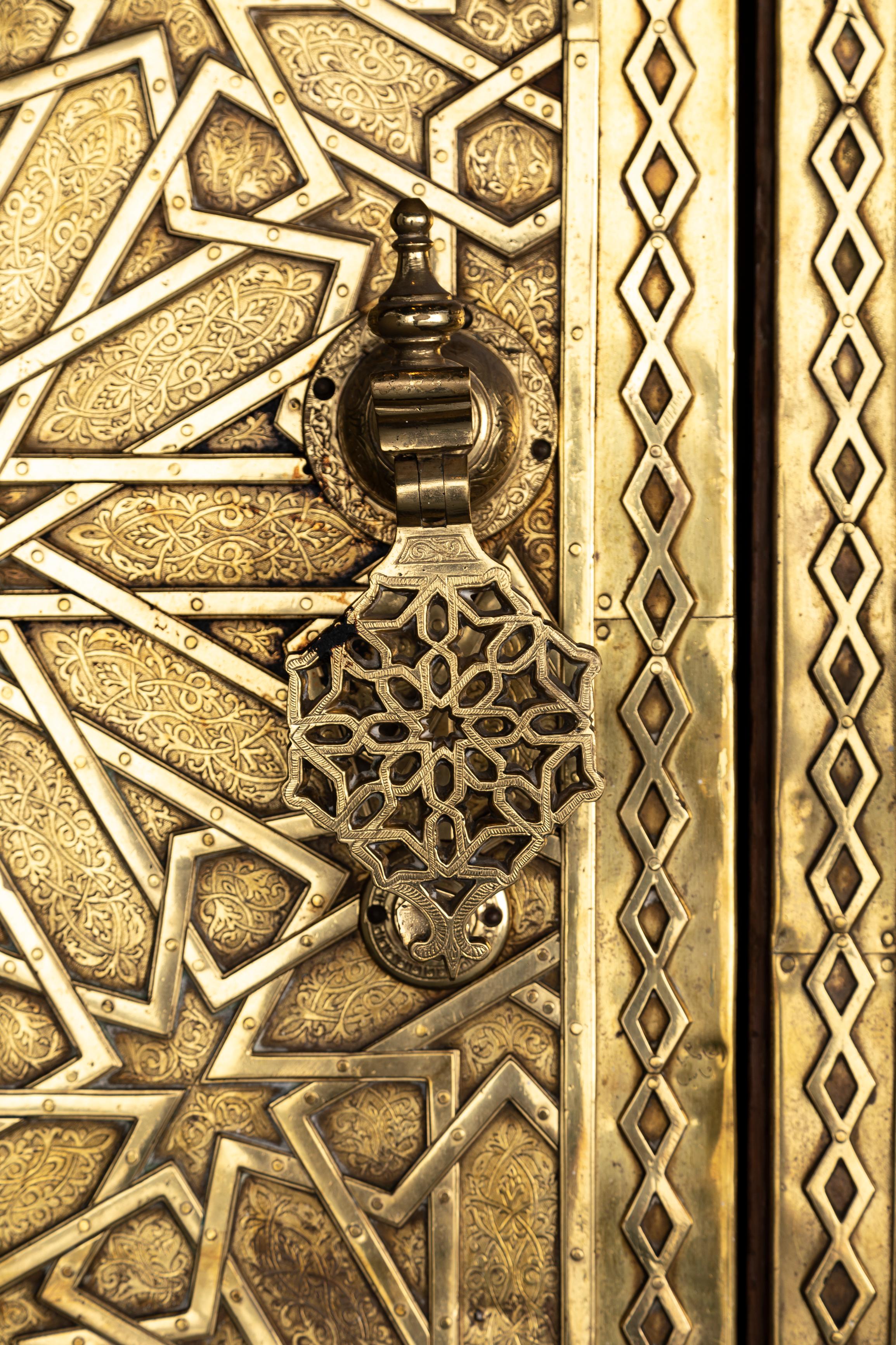 Gran Pareja de Puertas de Palacio Real Español Toledo Bronce Dorado Patrón Alhambra en venta 5
