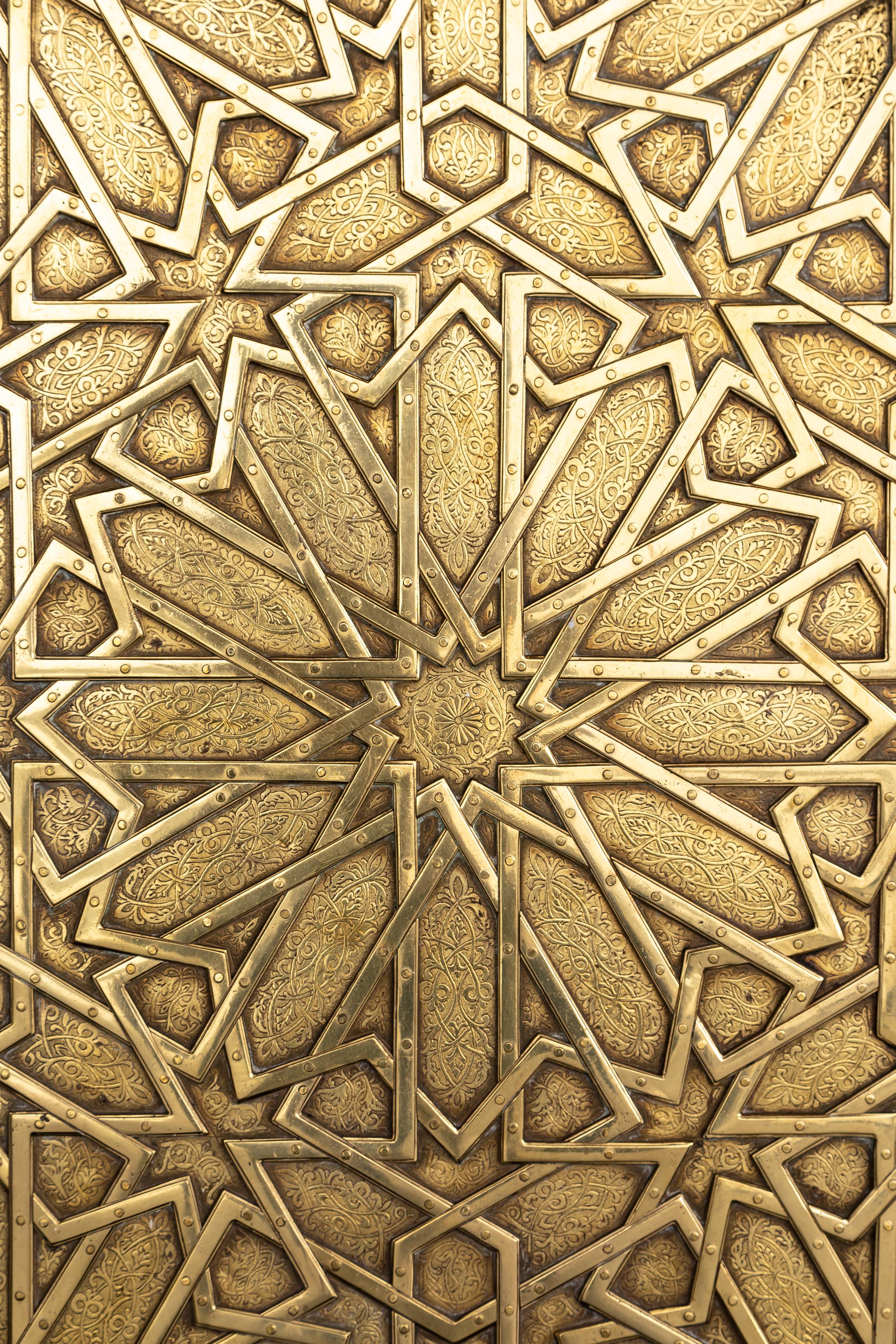 Gran Pareja de Puertas de Palacio Real Español Toledo Bronce Dorado Patrón Alhambra en venta 12