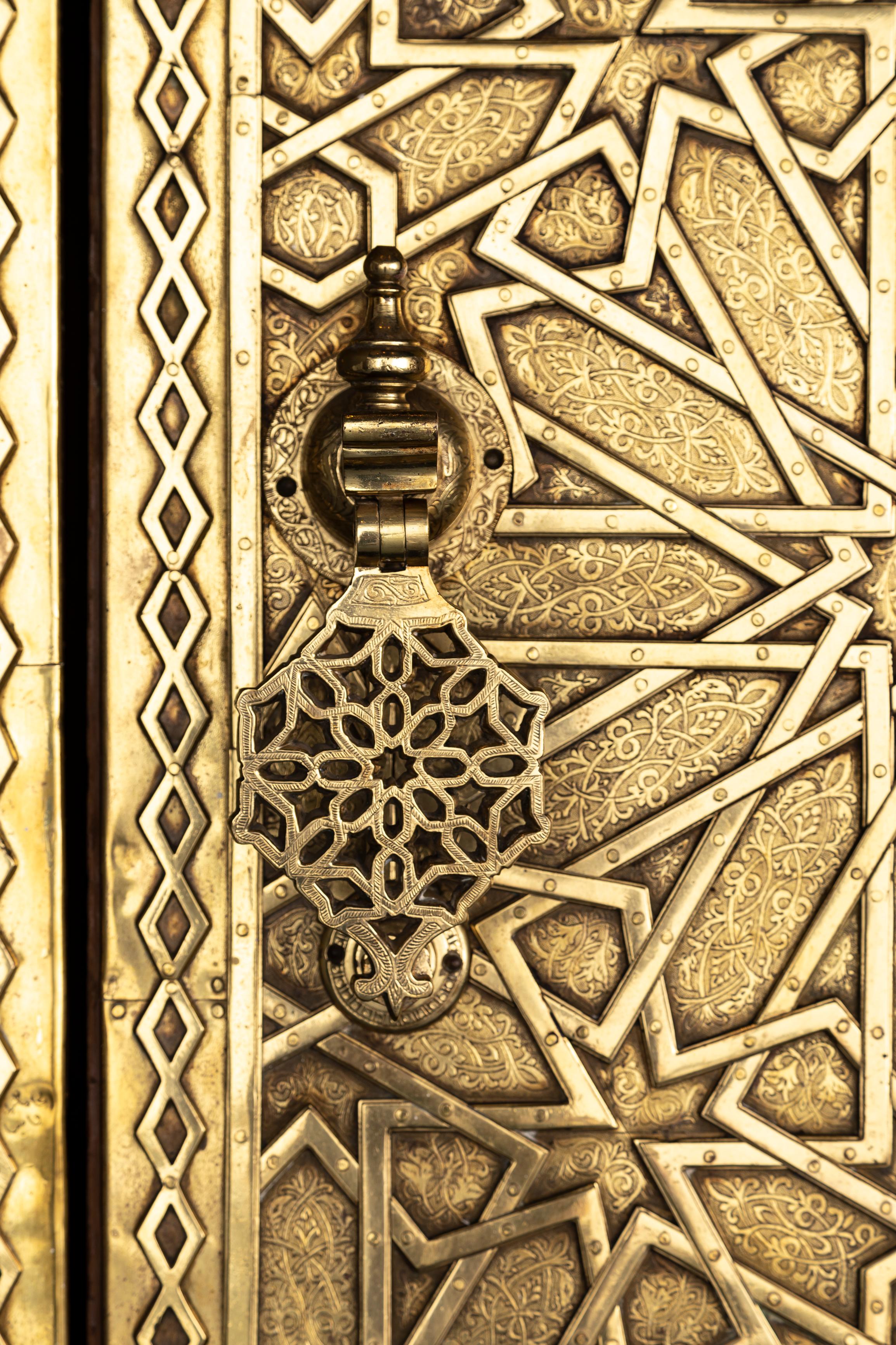 Gran Pareja de Puertas de Palacio Real Español Toledo Bronce Dorado Patrón Alhambra en venta 2