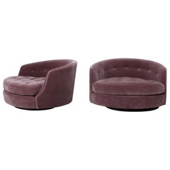 Large Pair of Swivel Chairs Designed by Milo Baughman