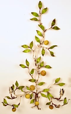 Grande paire d'appliques en forme de branche de citron Tole:: Italie:: années 1960