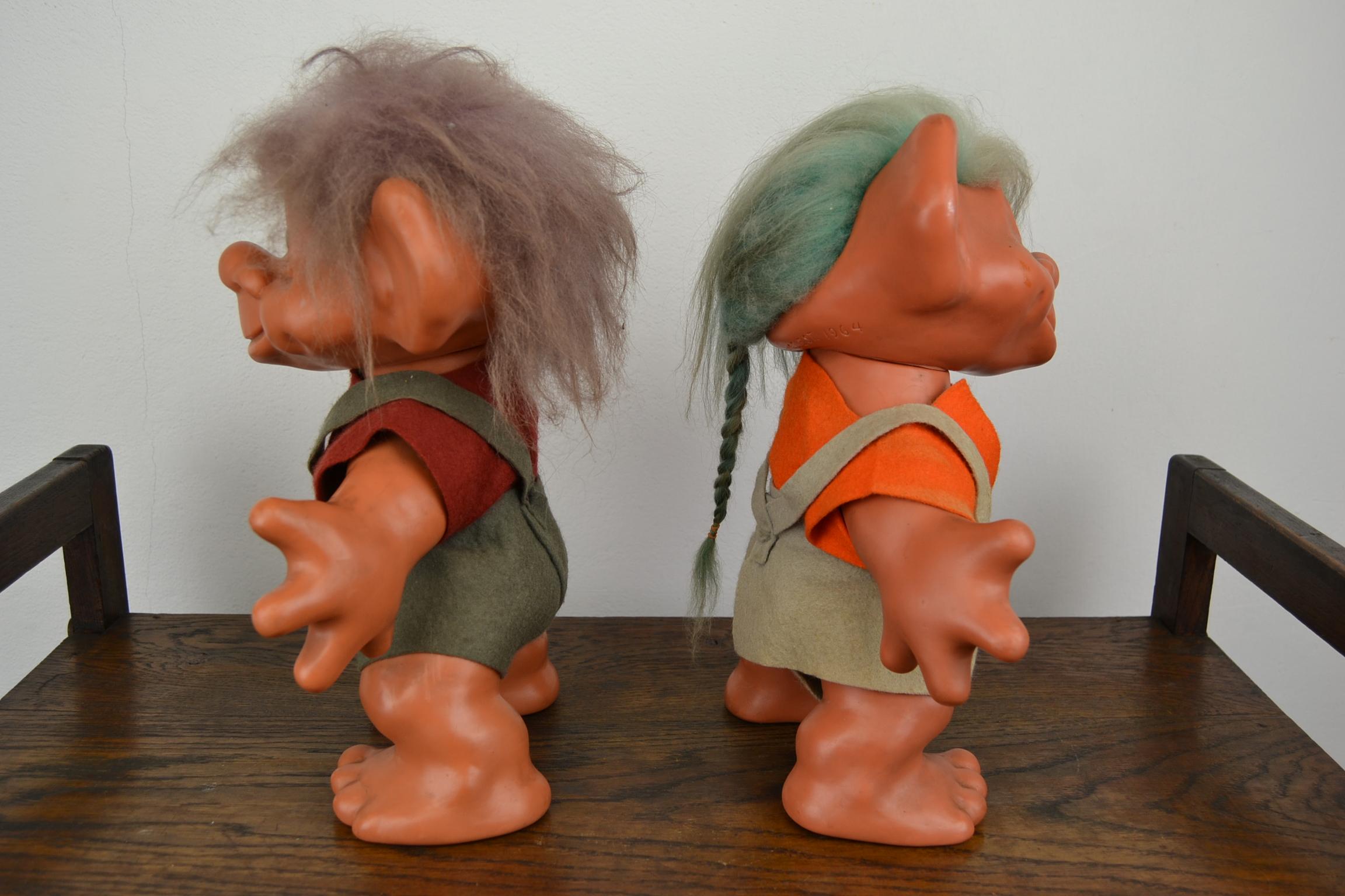 Large pair of Troll Dolls by Dam Things Establishment, 1964 In Good Condition In Antwerp, BE
