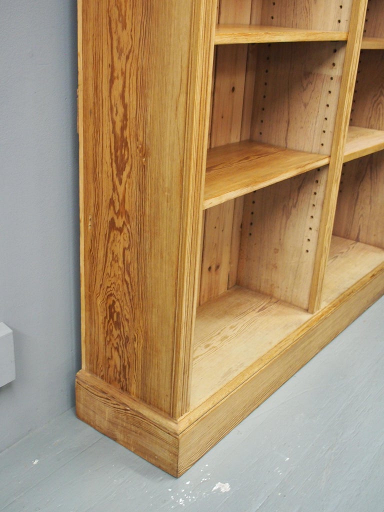 Large Pair of Victorian Pitch Pine Open Bookcases For Sale at 1stDibs