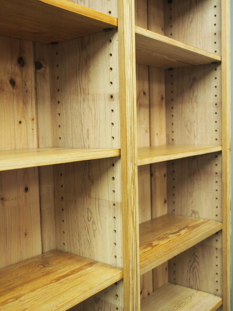 Large Pair of Victorian Pitch Pine Open Bookcases For Sale at 1stDibs