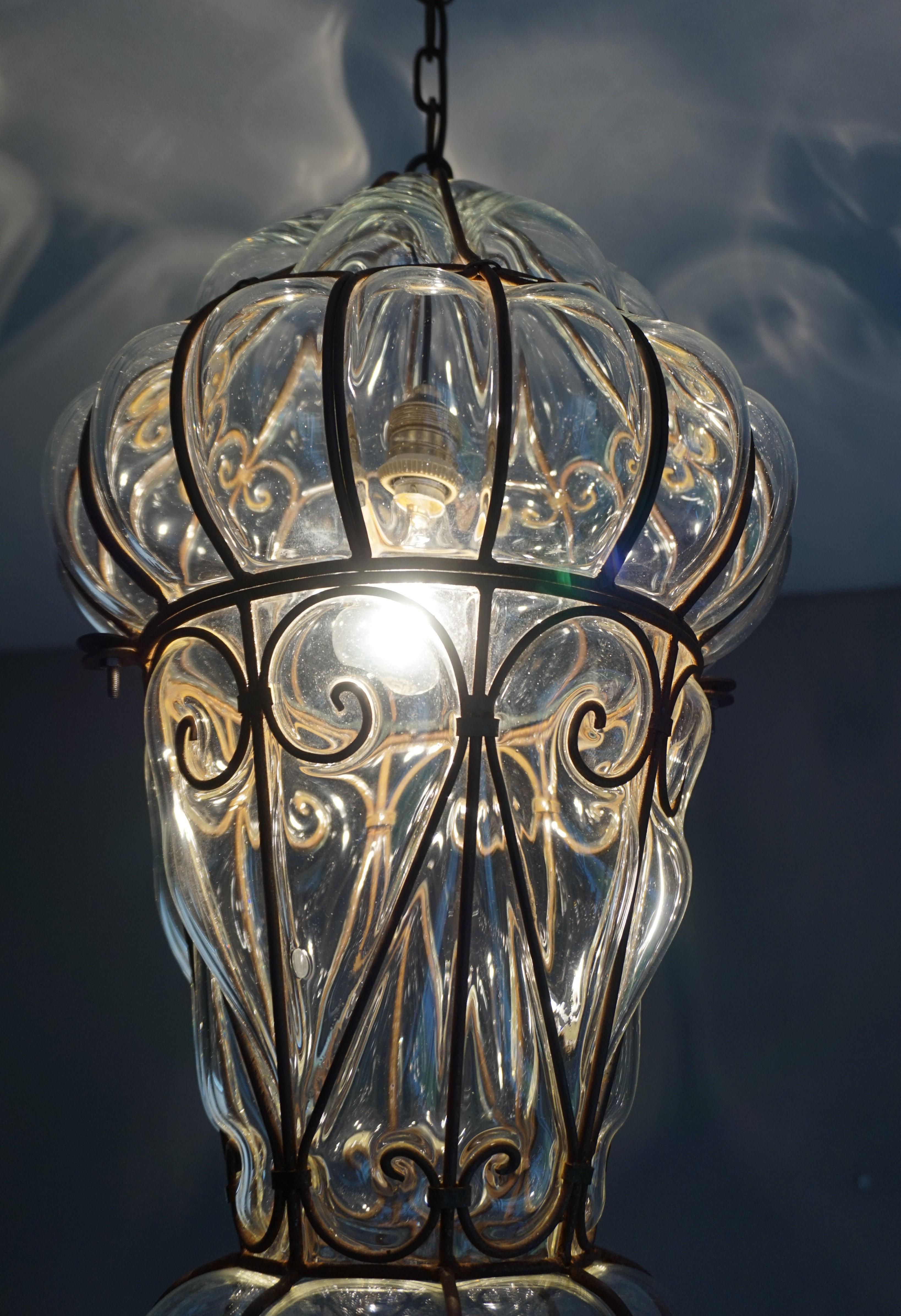 Large Pair of Victorian Style Mouthblown Glass Venetian Pendant Light Fixtures 1