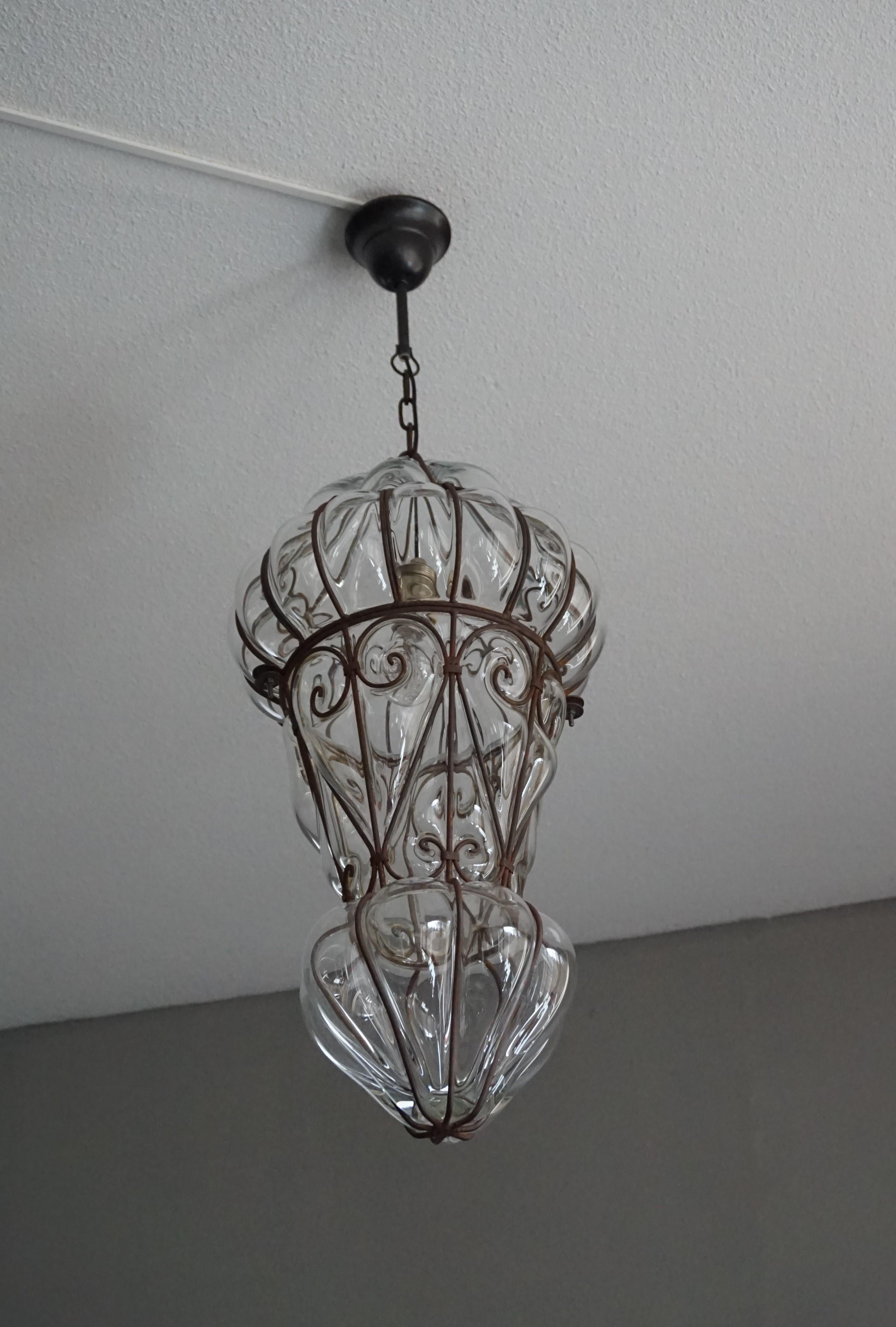 Large Pair of Victorian Style Mouthblown Glass Venetian Pendant Light Fixtures 3