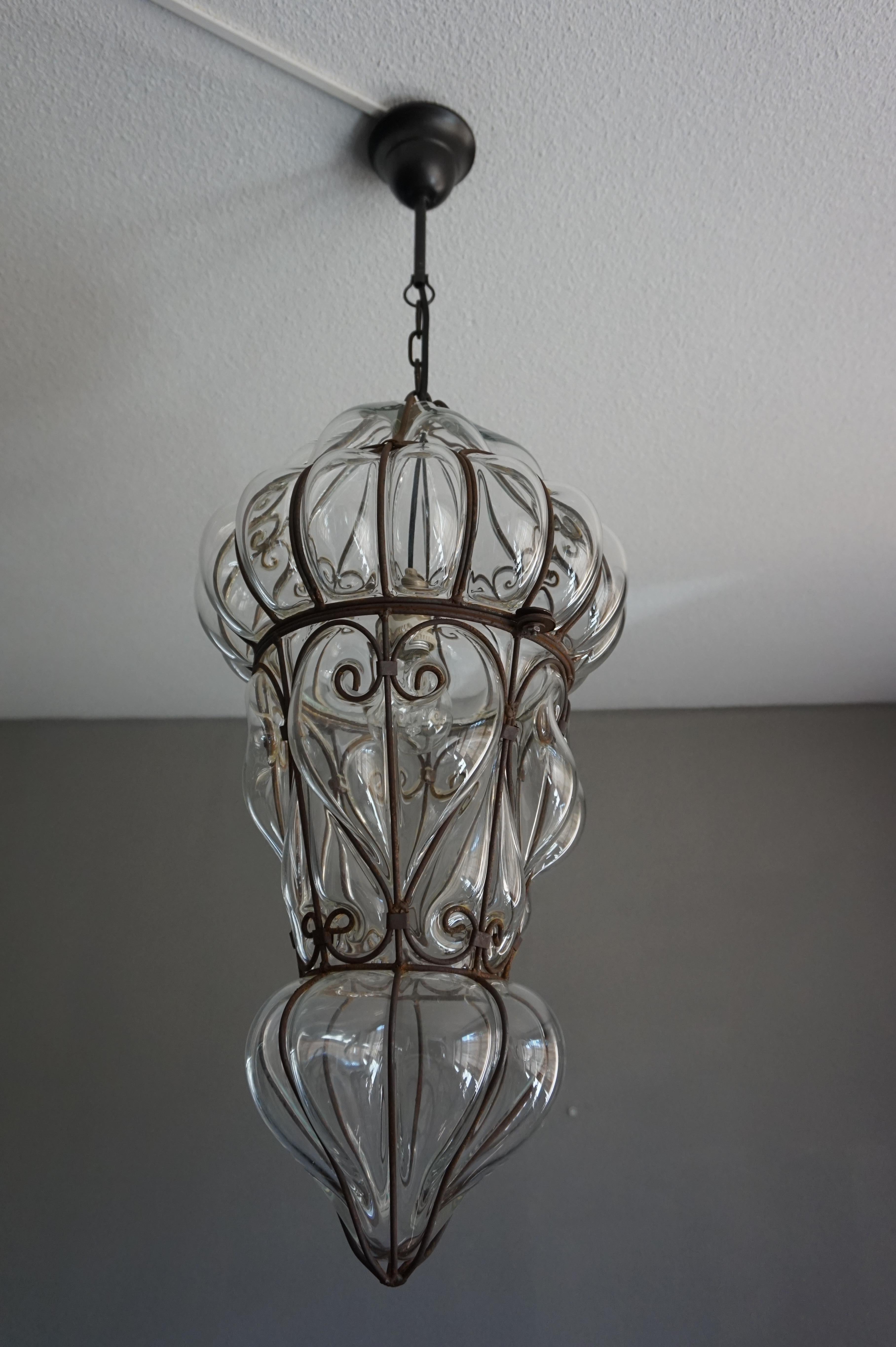 Large Pair of Victorian Style Mouthblown Glass Venetian Pendant Light Fixtures 7