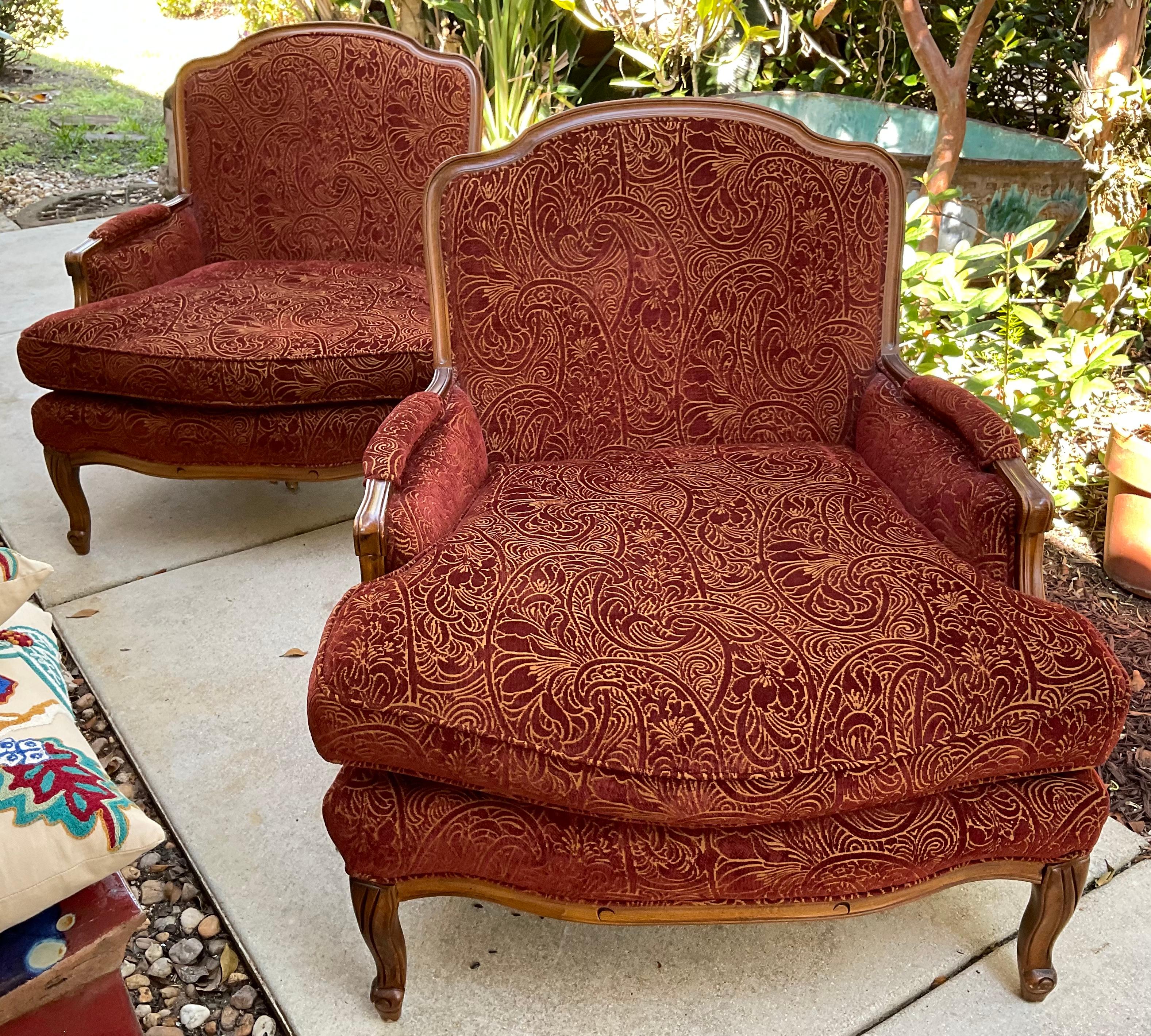 Large Pair of Vintage Hand Carved Wood French Style Armchairs In Good Condition For Sale In Delray Beach, FL